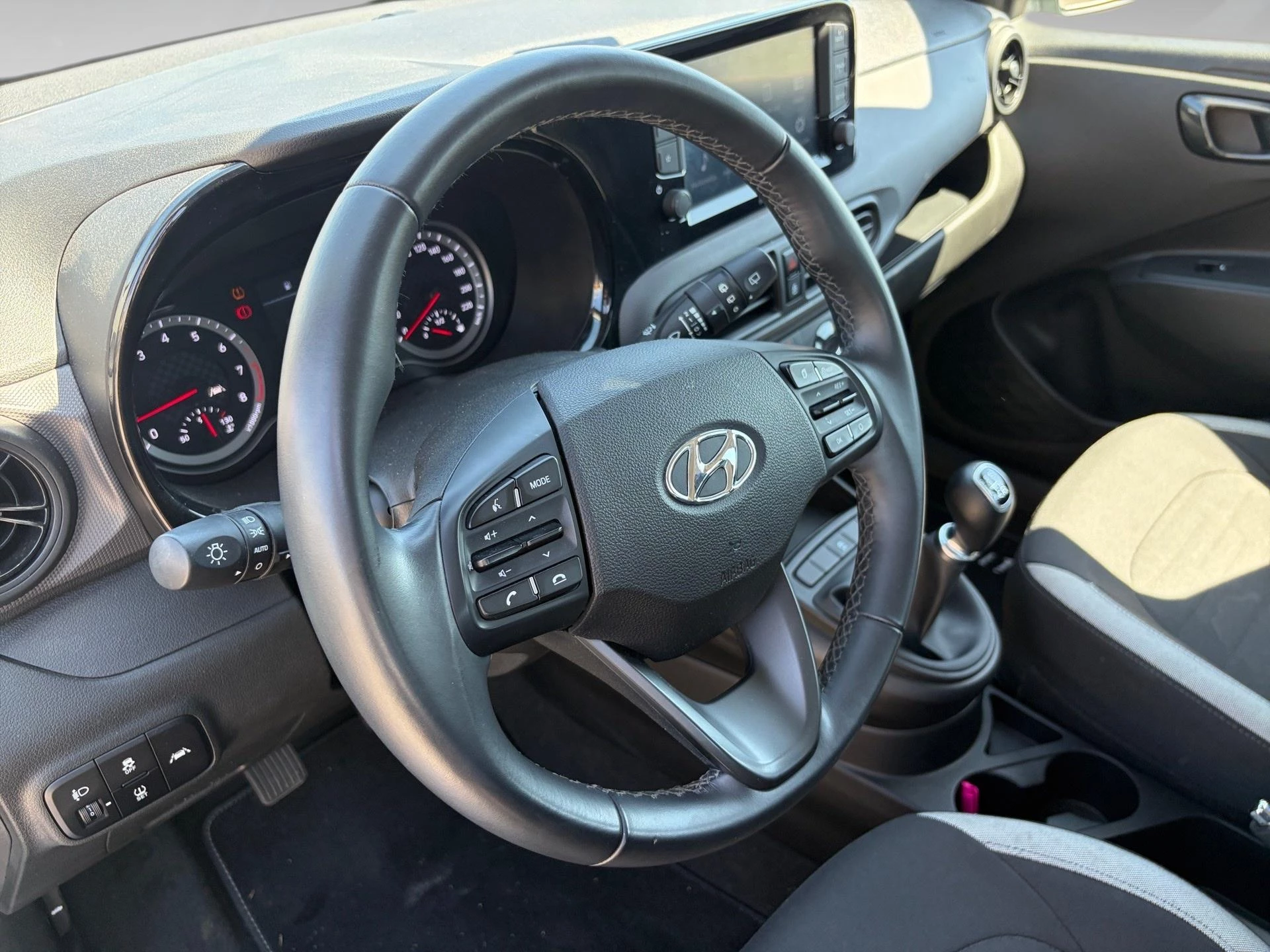 Hyundai i10 1.0 Twist AMT