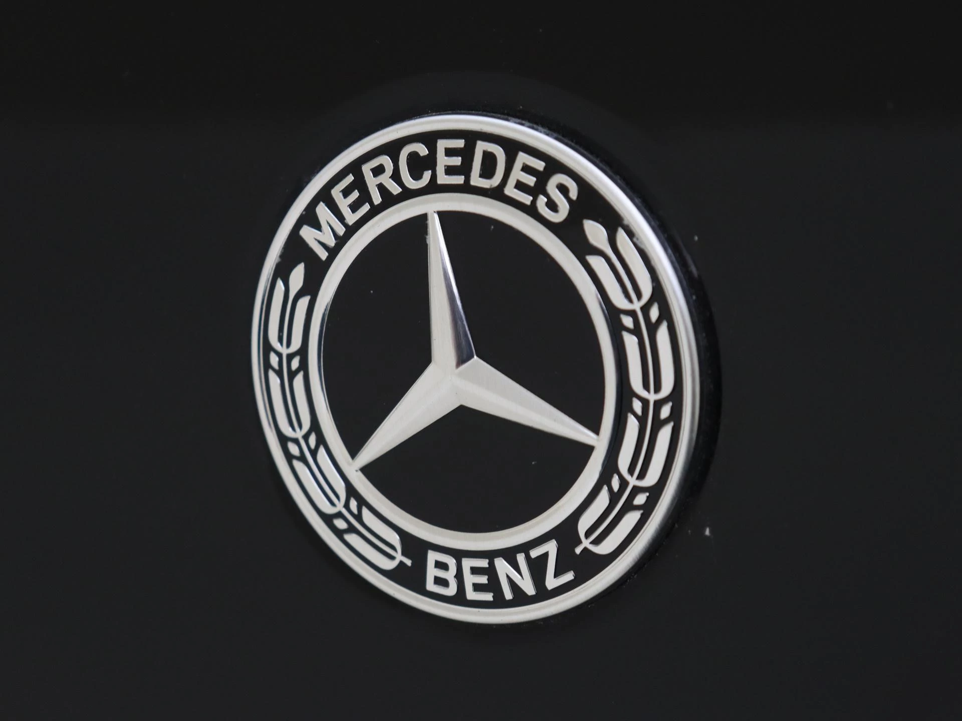 Mercedes-Benz-GLC-image-29