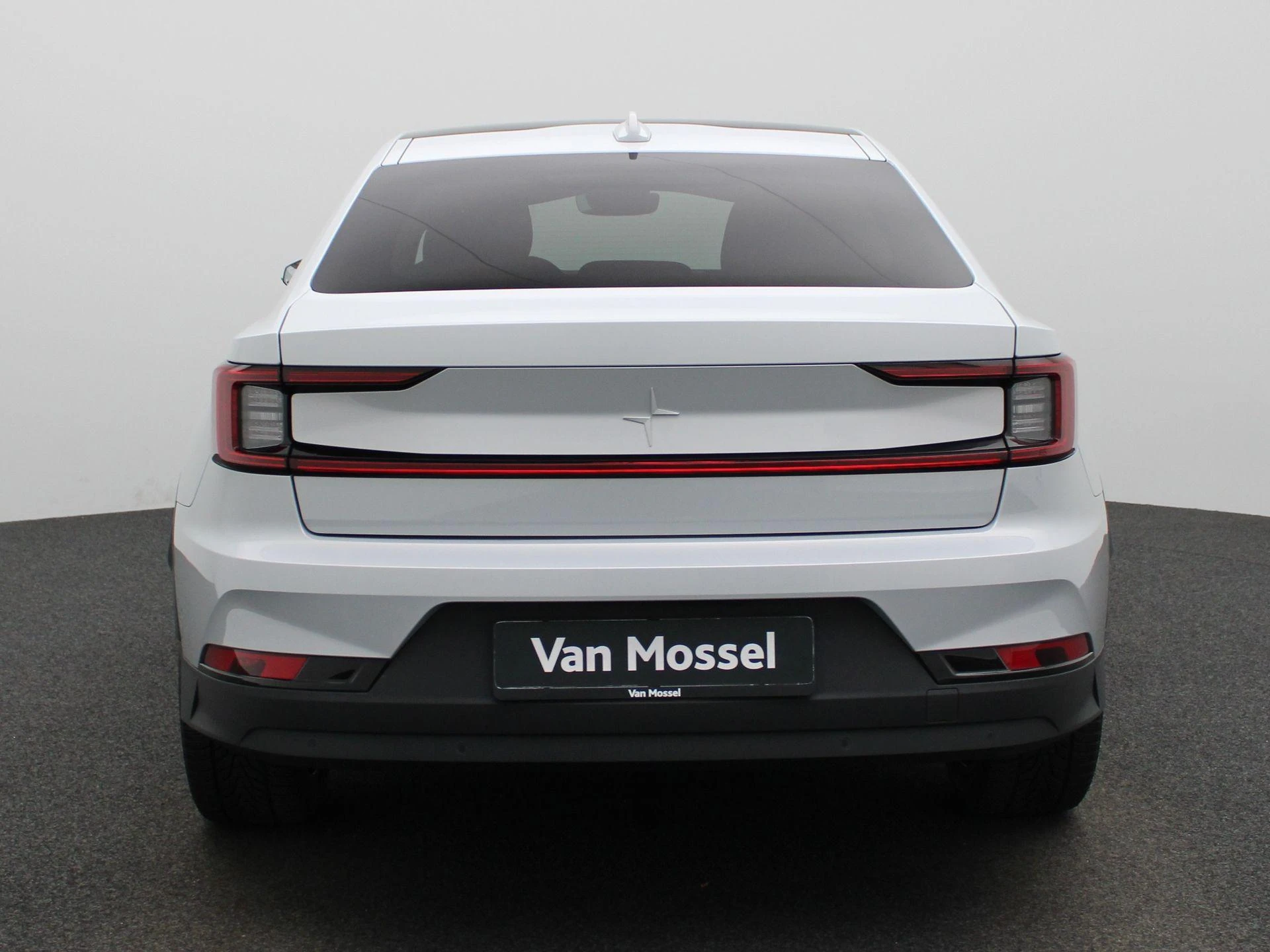 Polestar-2-image-4