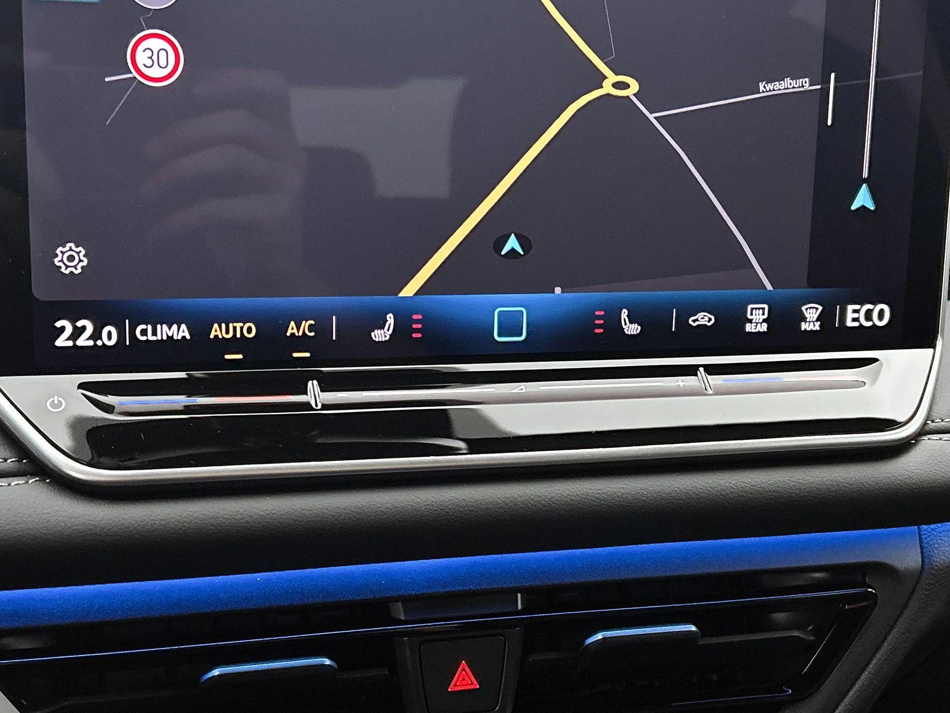 Volkswagen-Tiguan-image-14