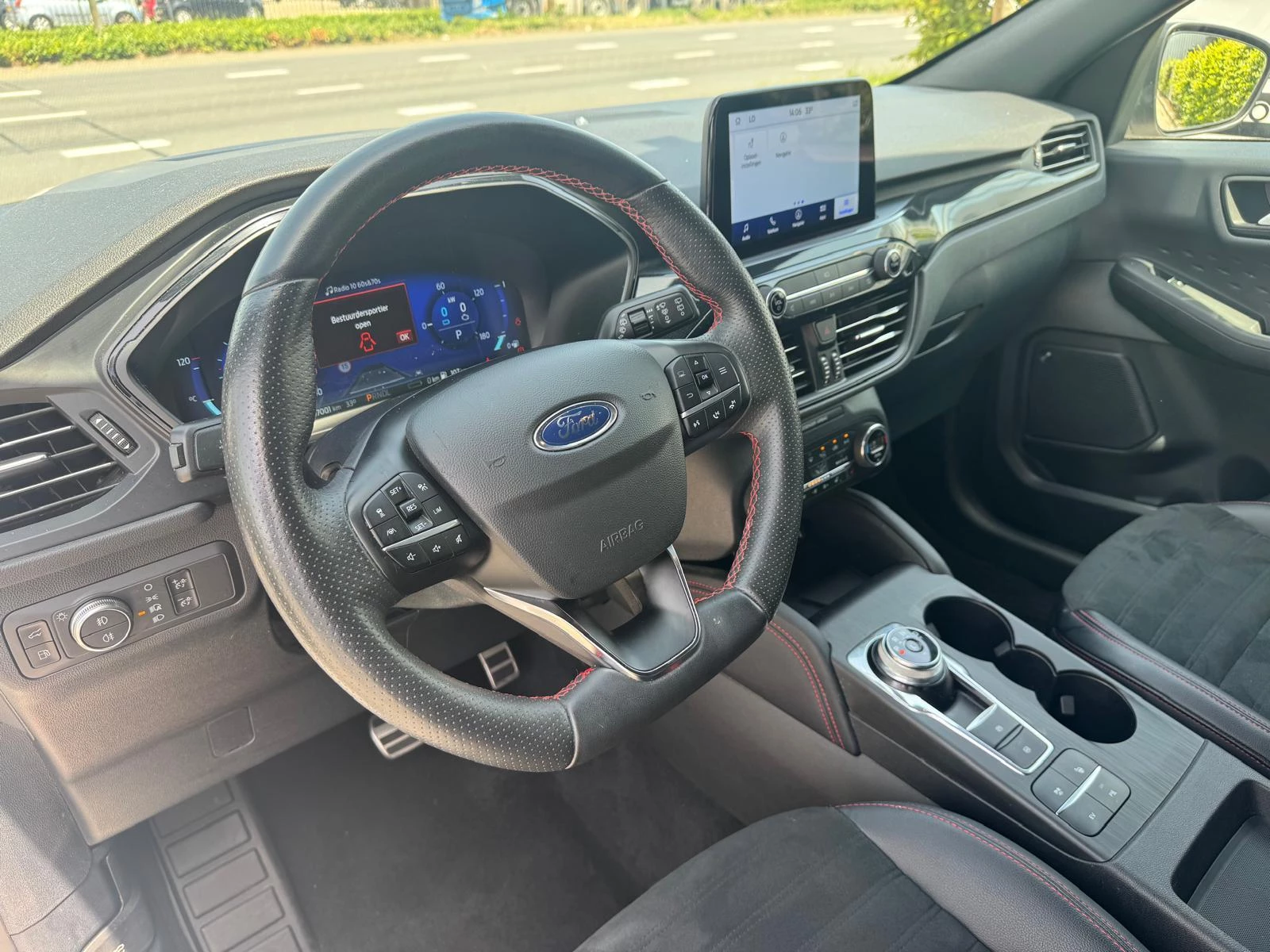 Ford Kuga 2.5 PHEV ST-Line X