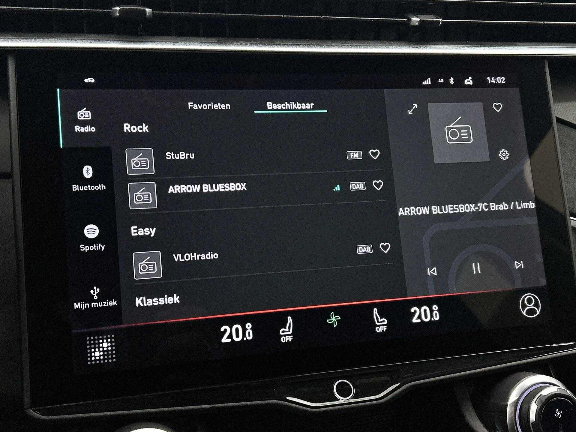 Lynk & Co-01-image-6