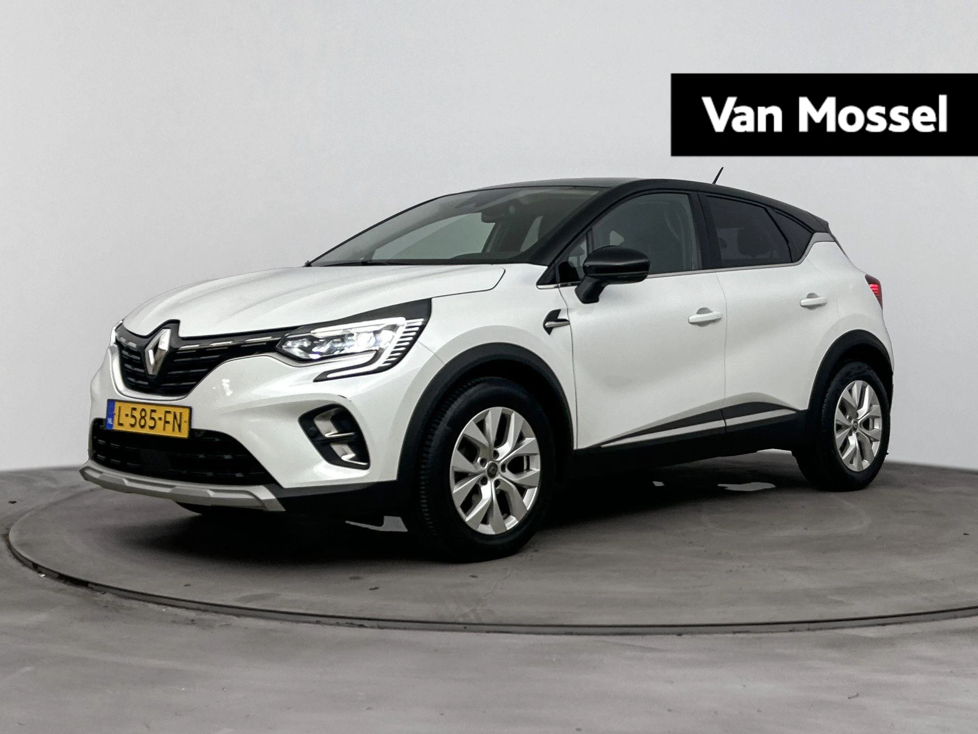 Renault-Captur-image-0