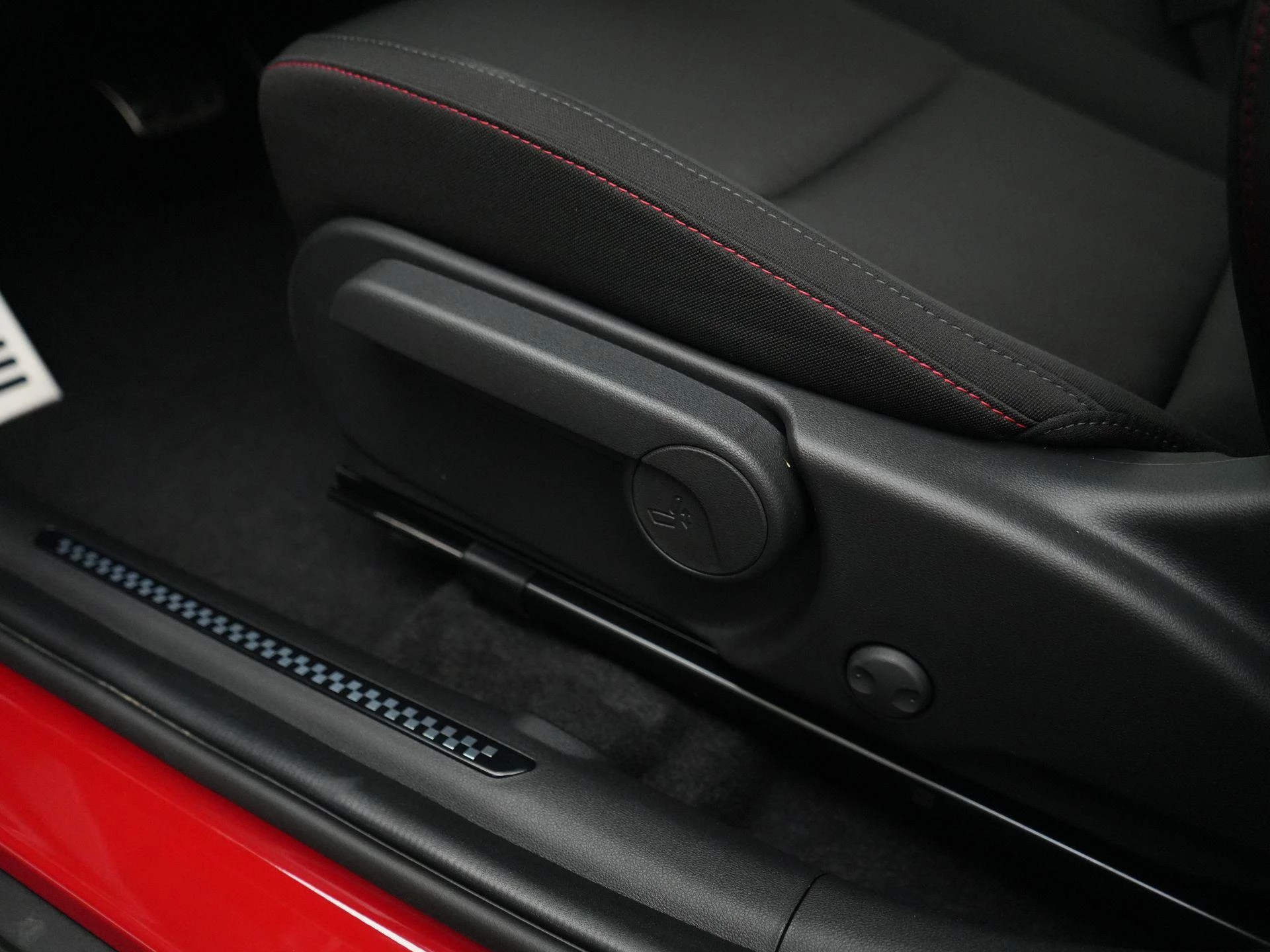 Hyundai-Kona-image-35