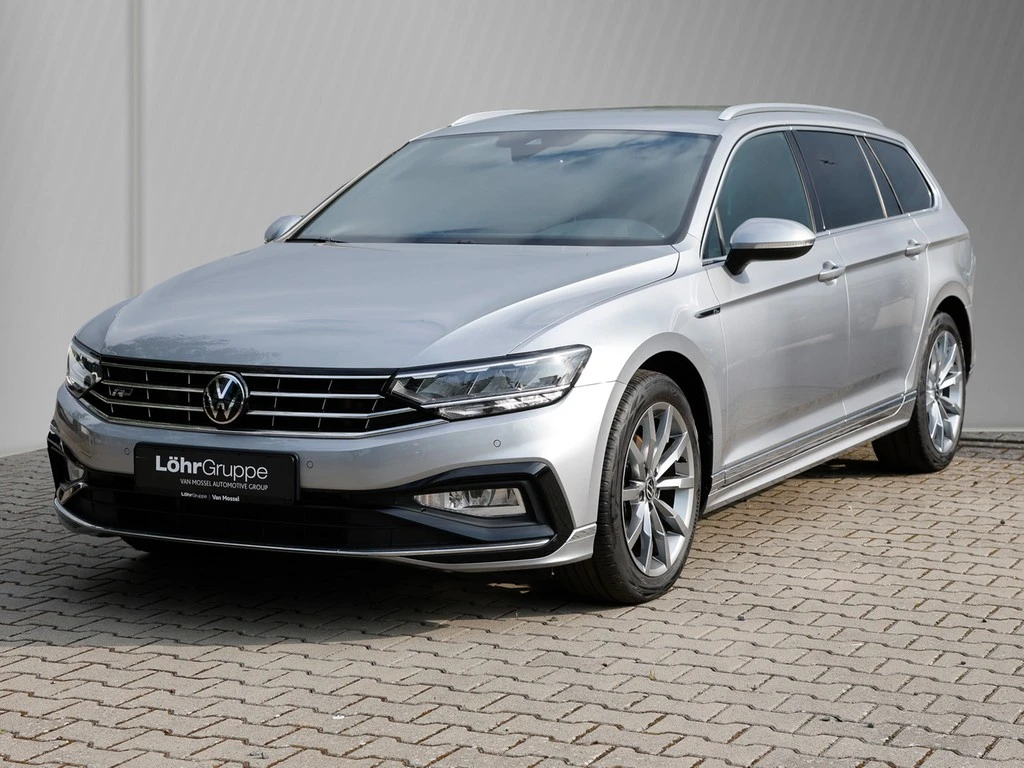 Volkswagen-Passat-image-1