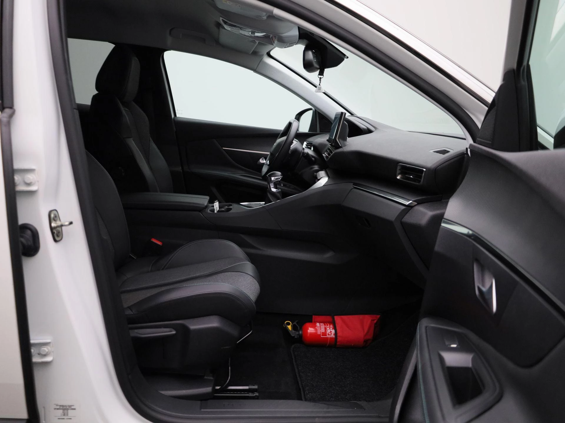 Peugeot 3008 1.2 PureTech 96kW S&S Allure