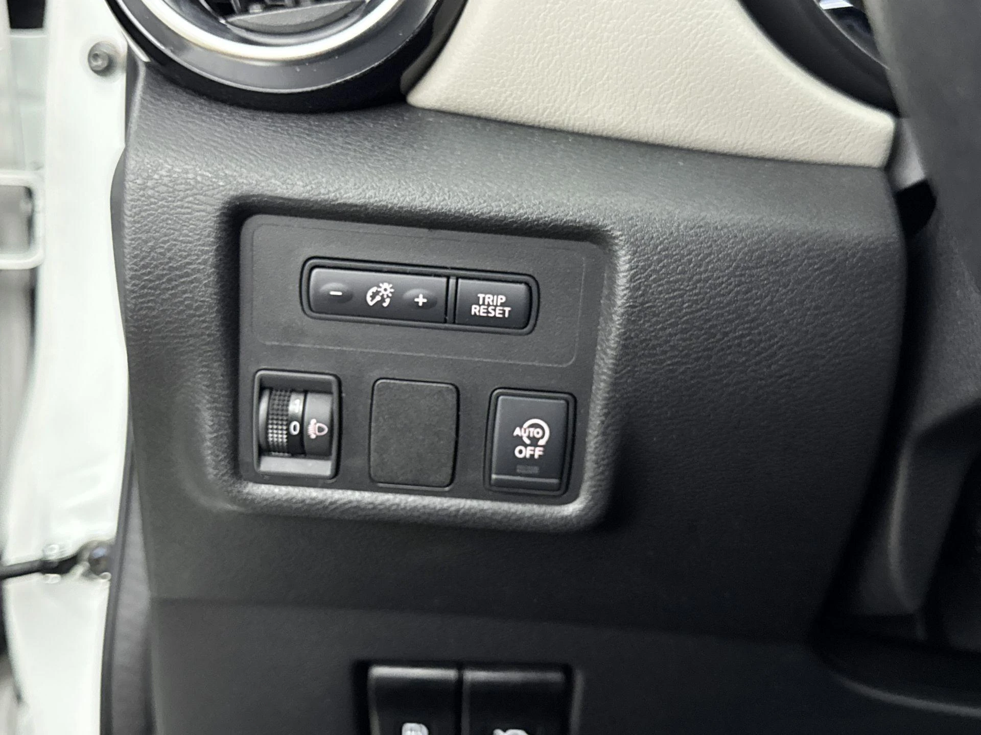 Nissan-Micra-image-22