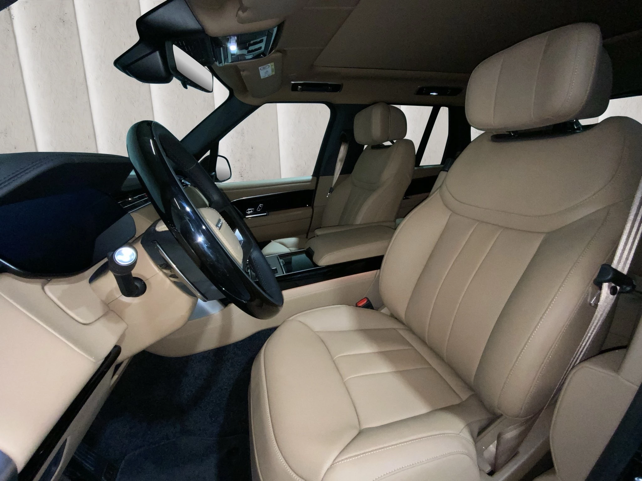 Land Rover-Range Rover-image-7