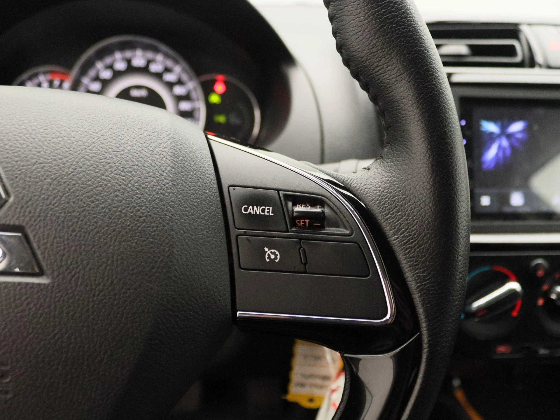 Mitsubishi Space Star 1.2 Connect Pro
