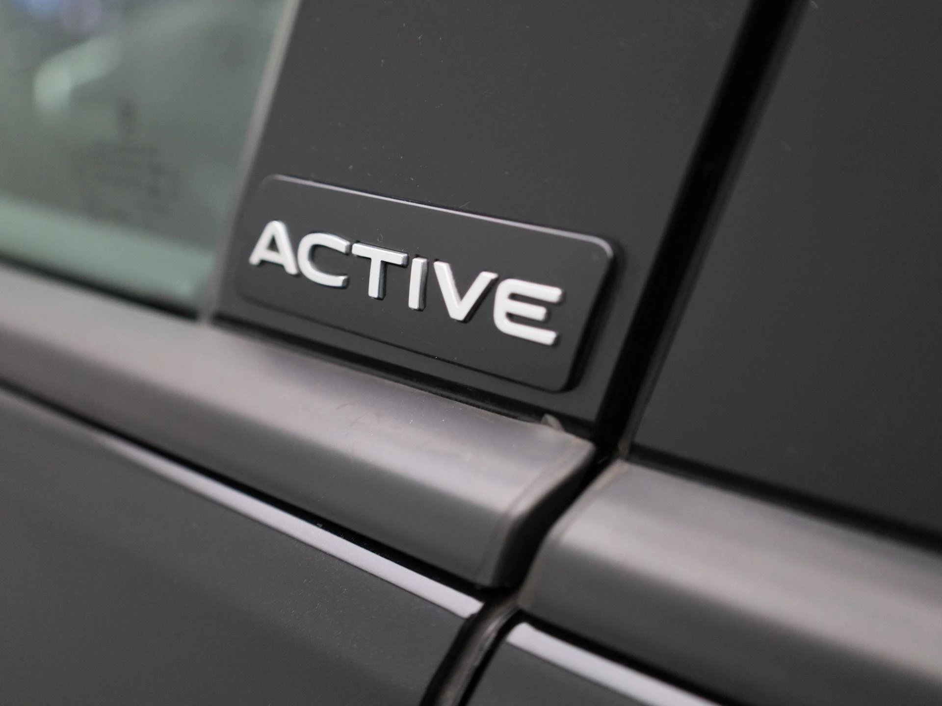 Volkswagen-Golf-image-14