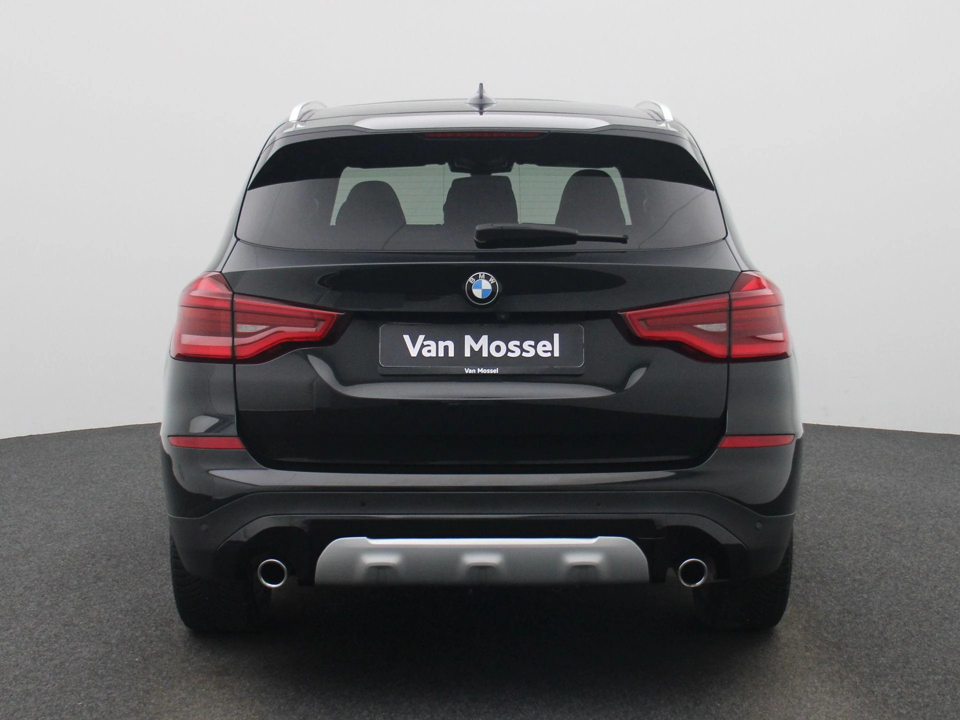 BMW X3 sDrive18d (110 kW)