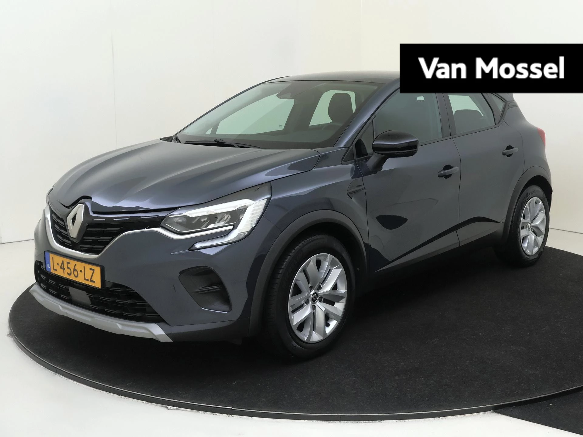 Renault-Captur-image-0
