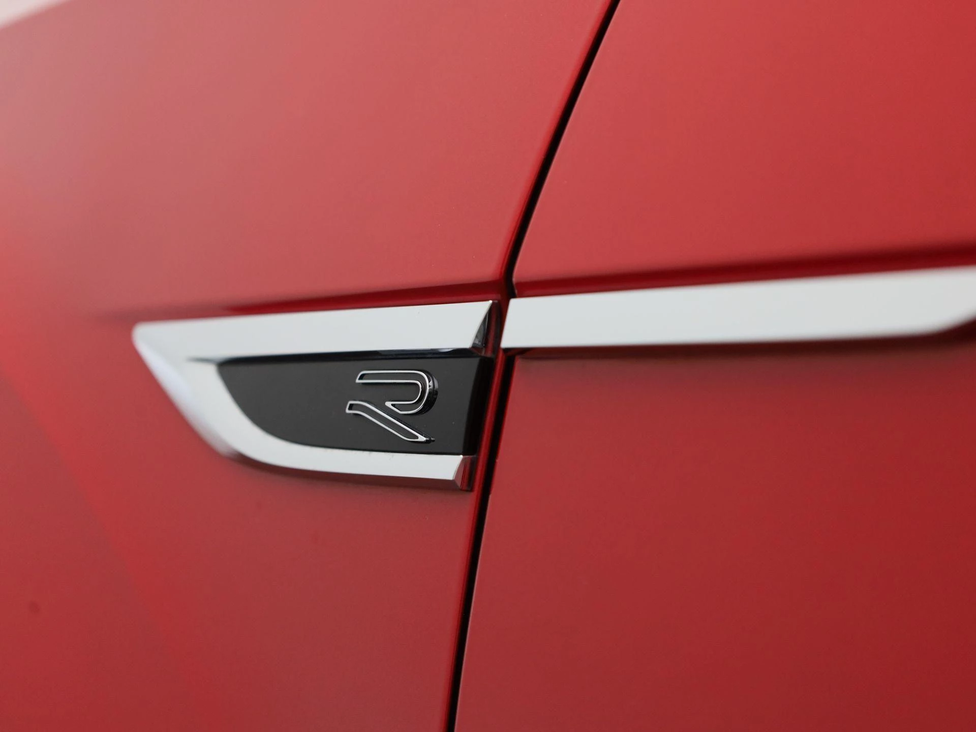 Volkswagen-T-Roc-image-43