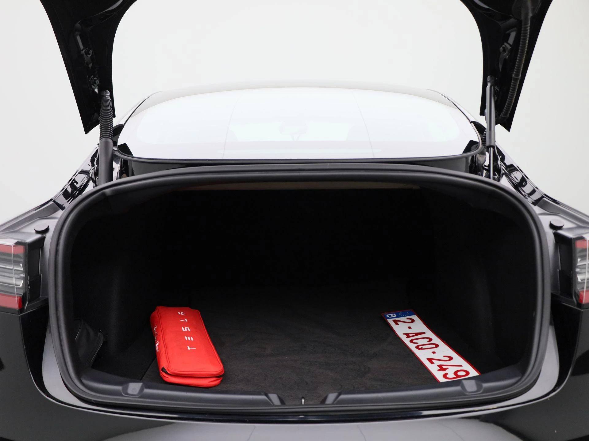 Tesla Model 3 Standard RWD Plus 60 kWh