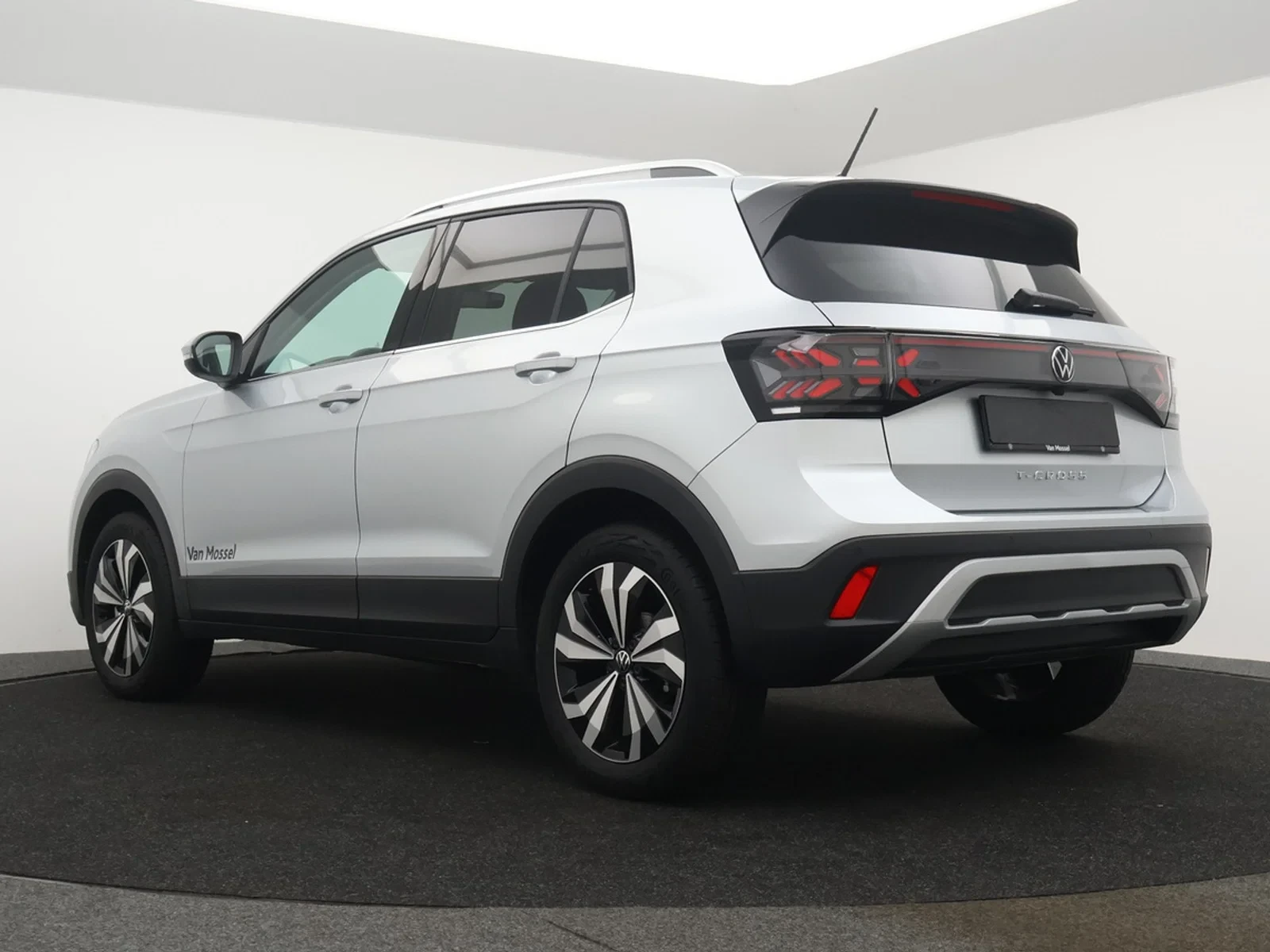 Volkswagen-T-Cross-image-6