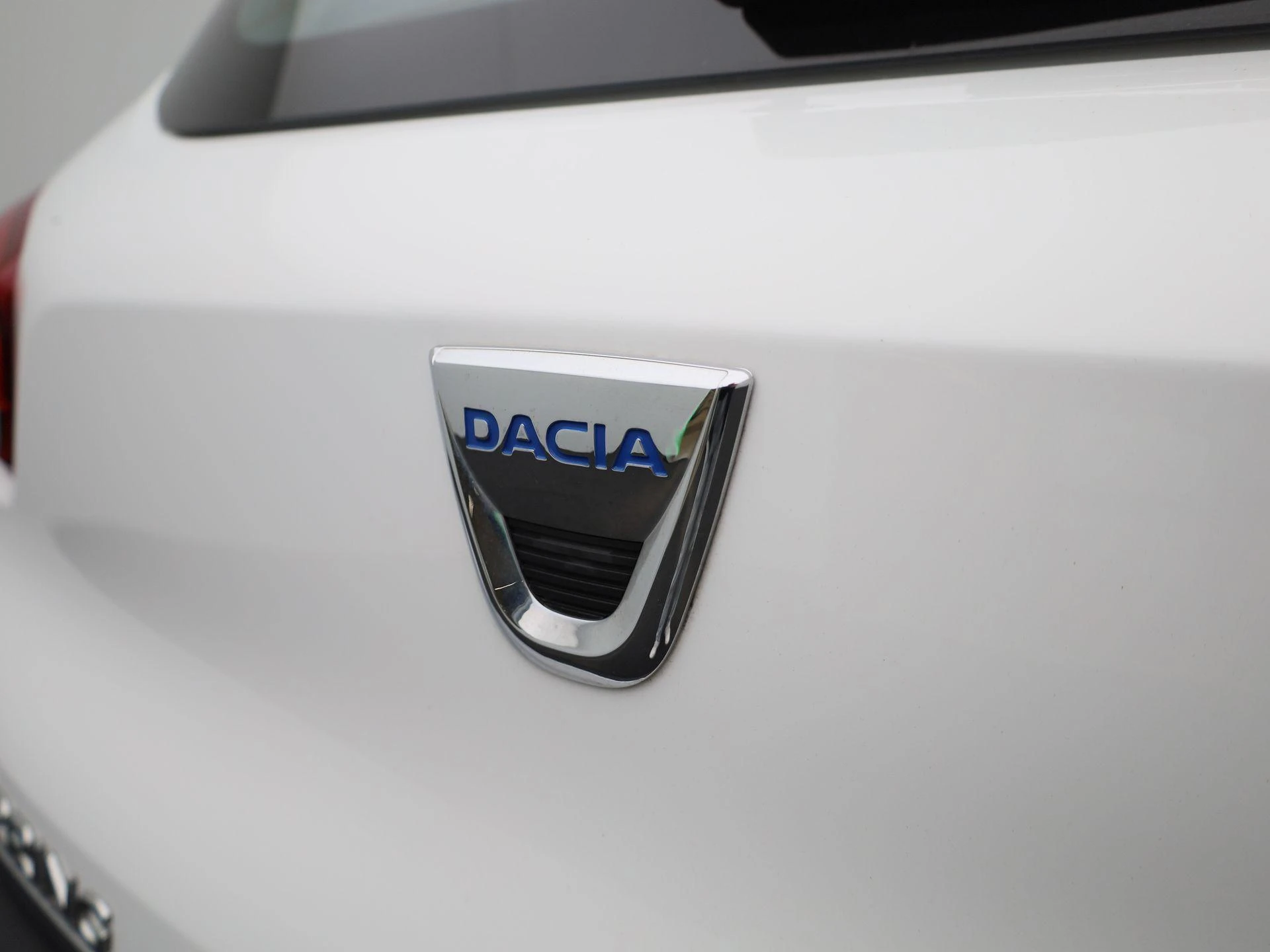 Dacia-Spring-image-24