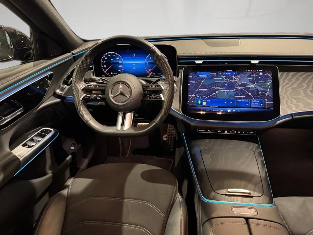 Mercedes-Benz-E-Klasse 220 d-image-10
