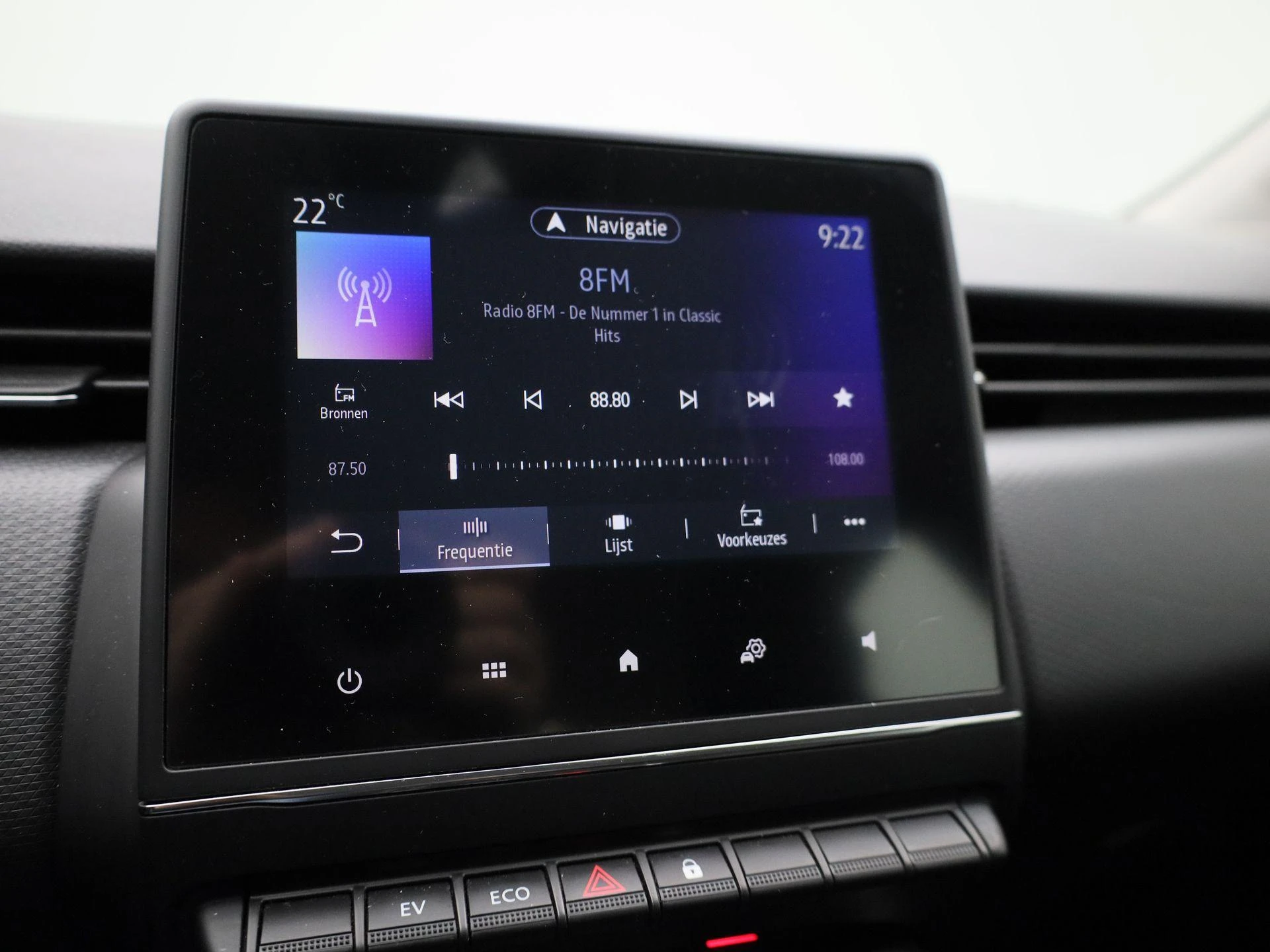 Renault-Clio-image-19