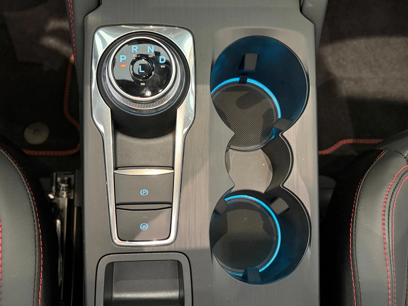 Ford-Kuga-image-16