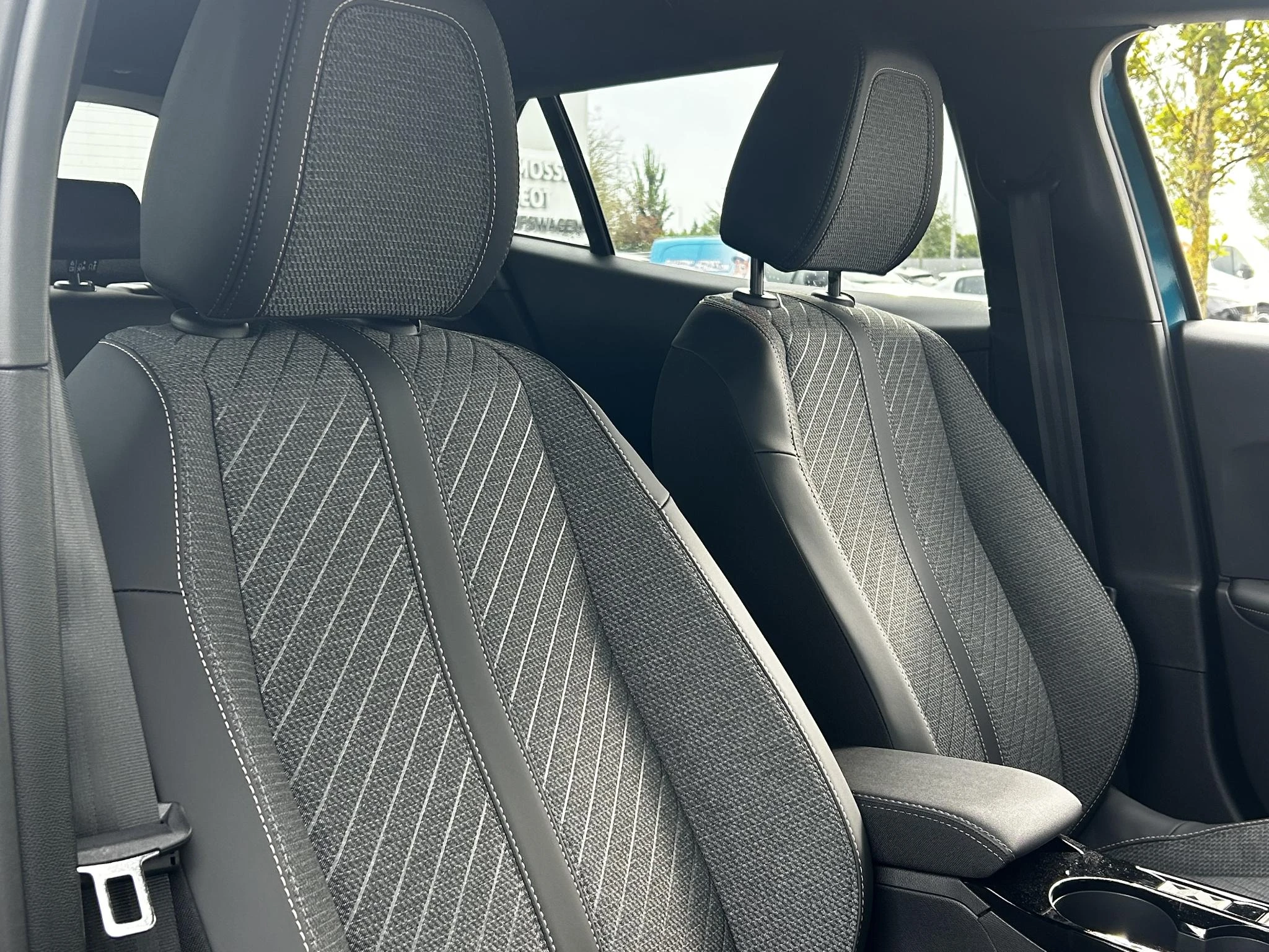 Peugeot-2008-image-24