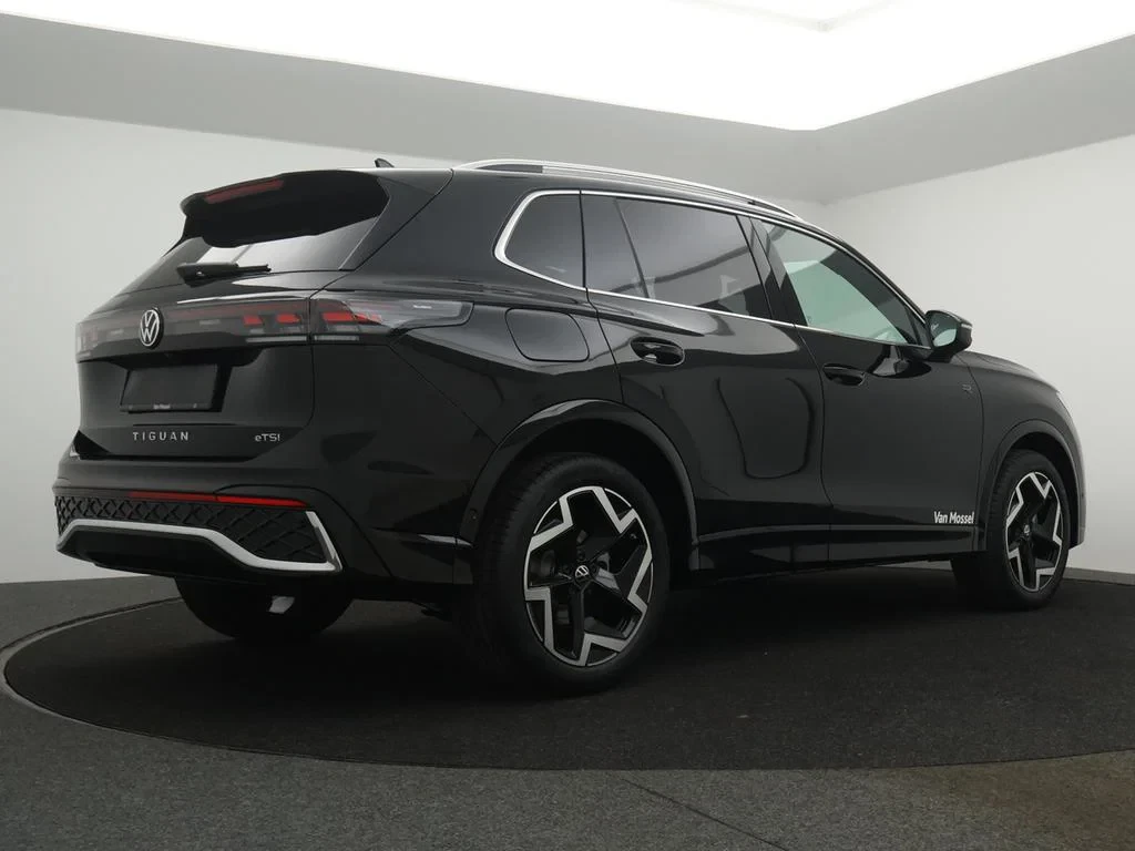 Volkswagen-Tiguan-image-1