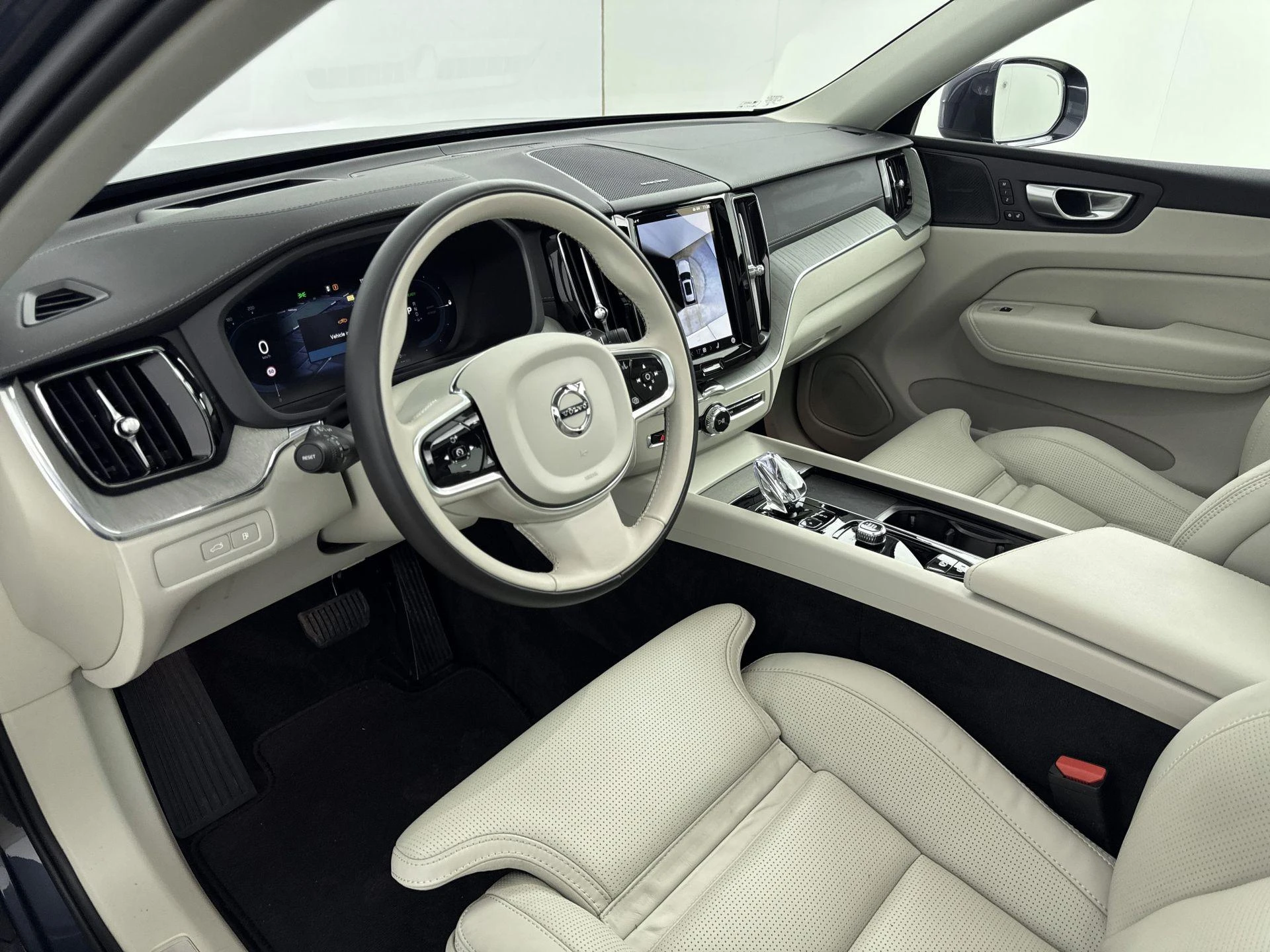 Volvo-XC60-image-17
