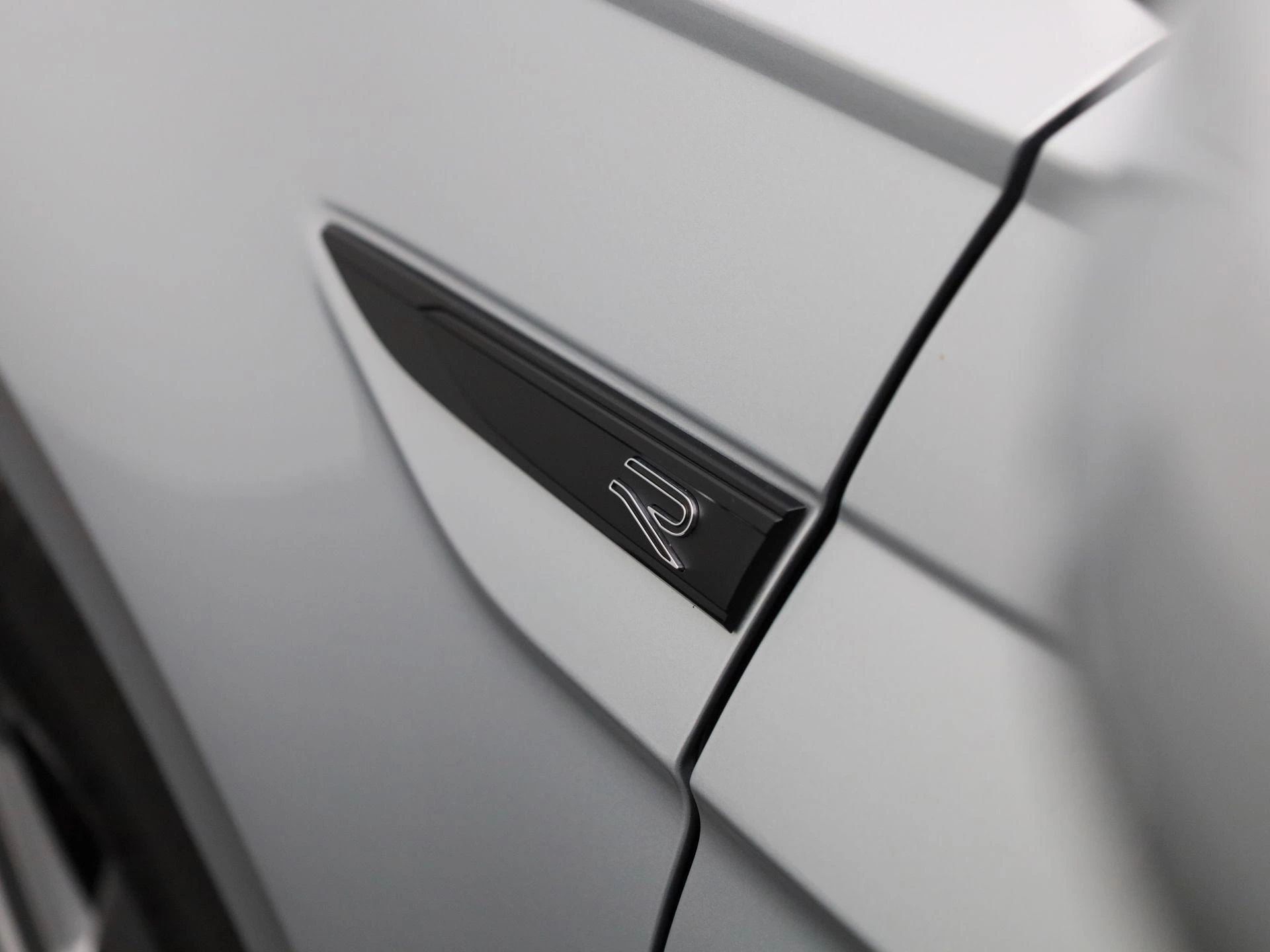 Volkswagen-Polo-image-10