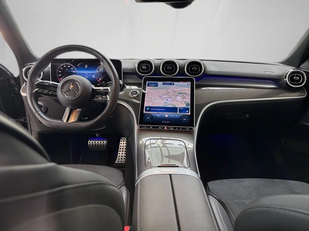 Mercedes-Benz-C-Klasse 300 d-image-11
