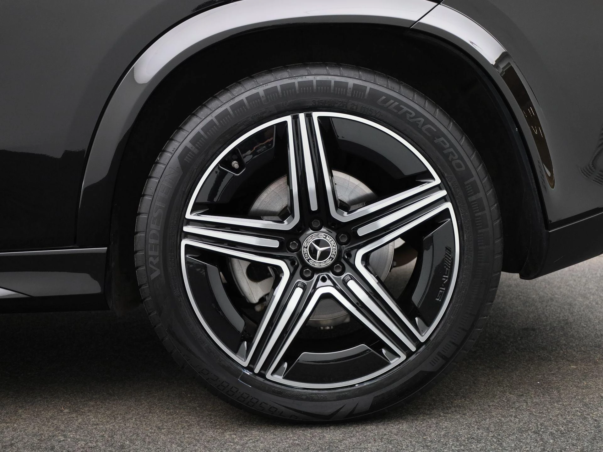 Mercedes-Benz GLE 400 e 4MATIC AMG Line Premium