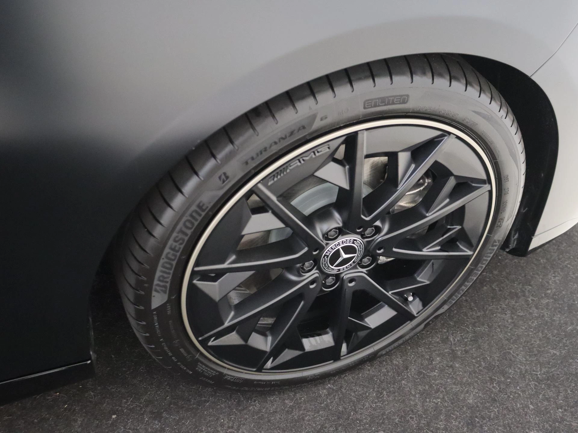 Mercedes-Benz CLA 200 AMG Line