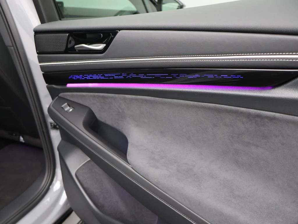 Volkswagen ID.7 Pro Business Premium 77kWh (286 pk) / DEMO