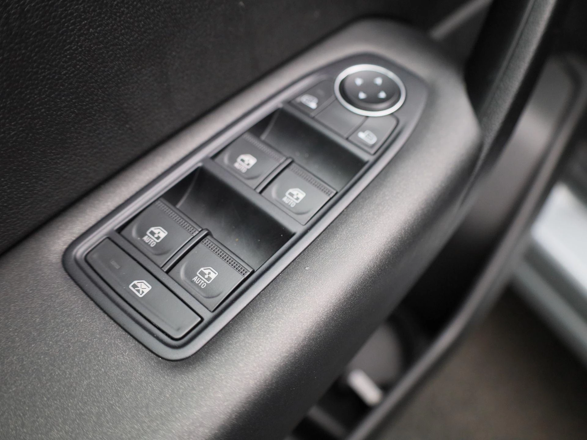 Renault-Captur-image-25