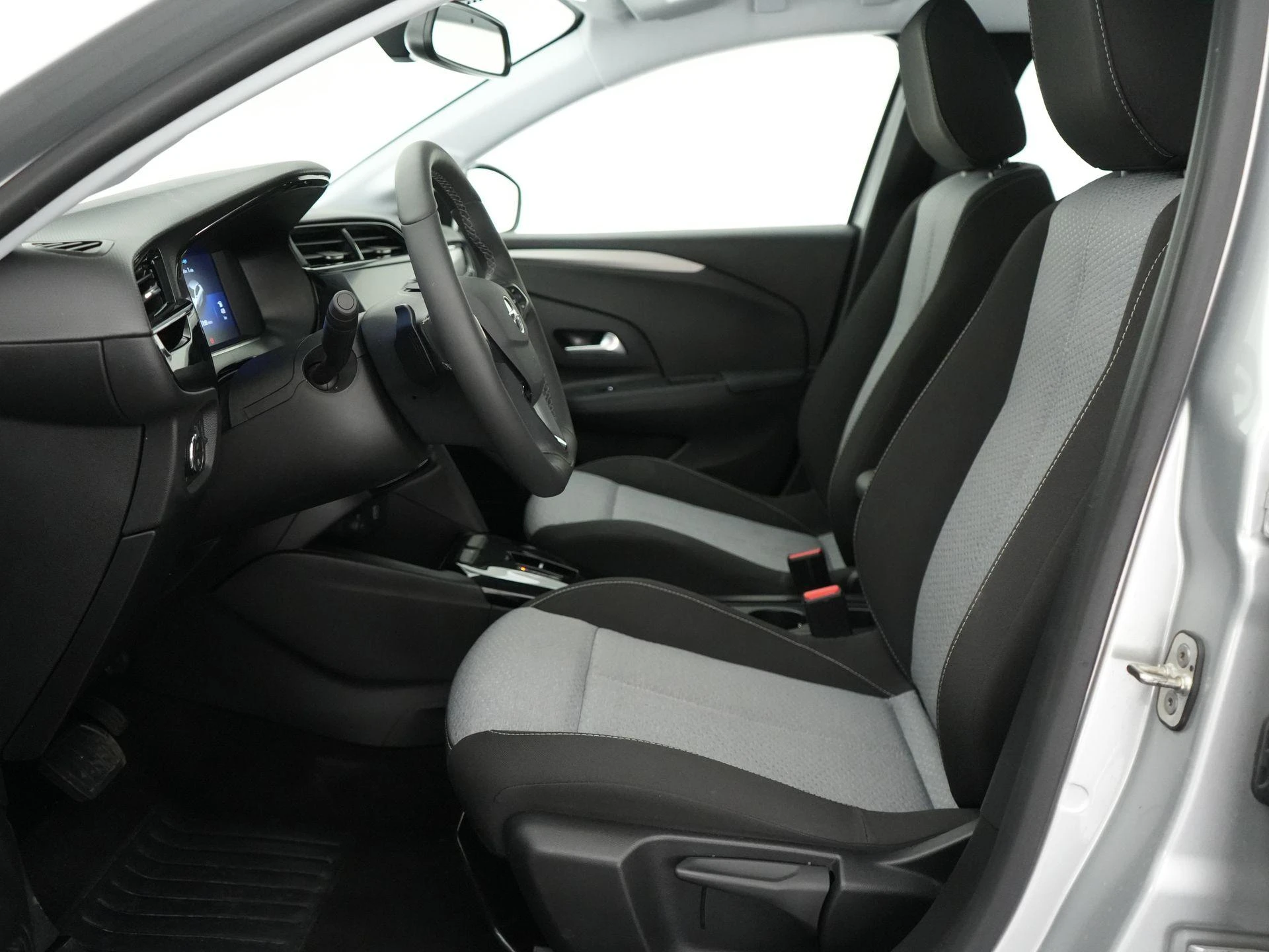 Opel-Corsa-image-10