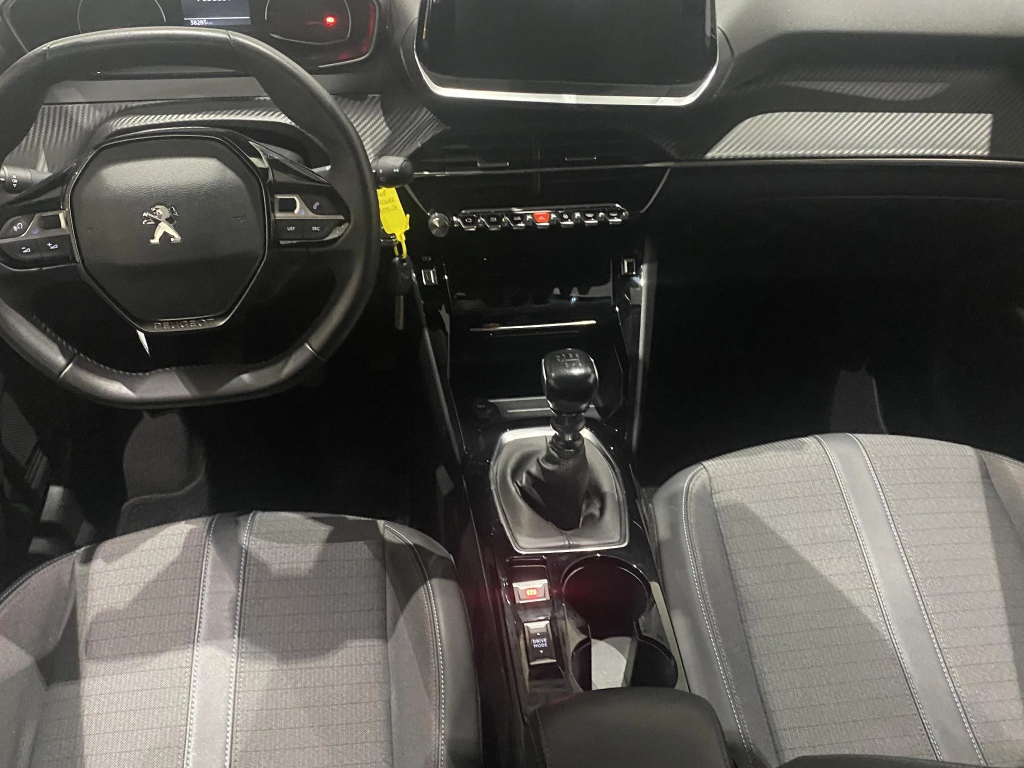 Peugeot-208-image-7