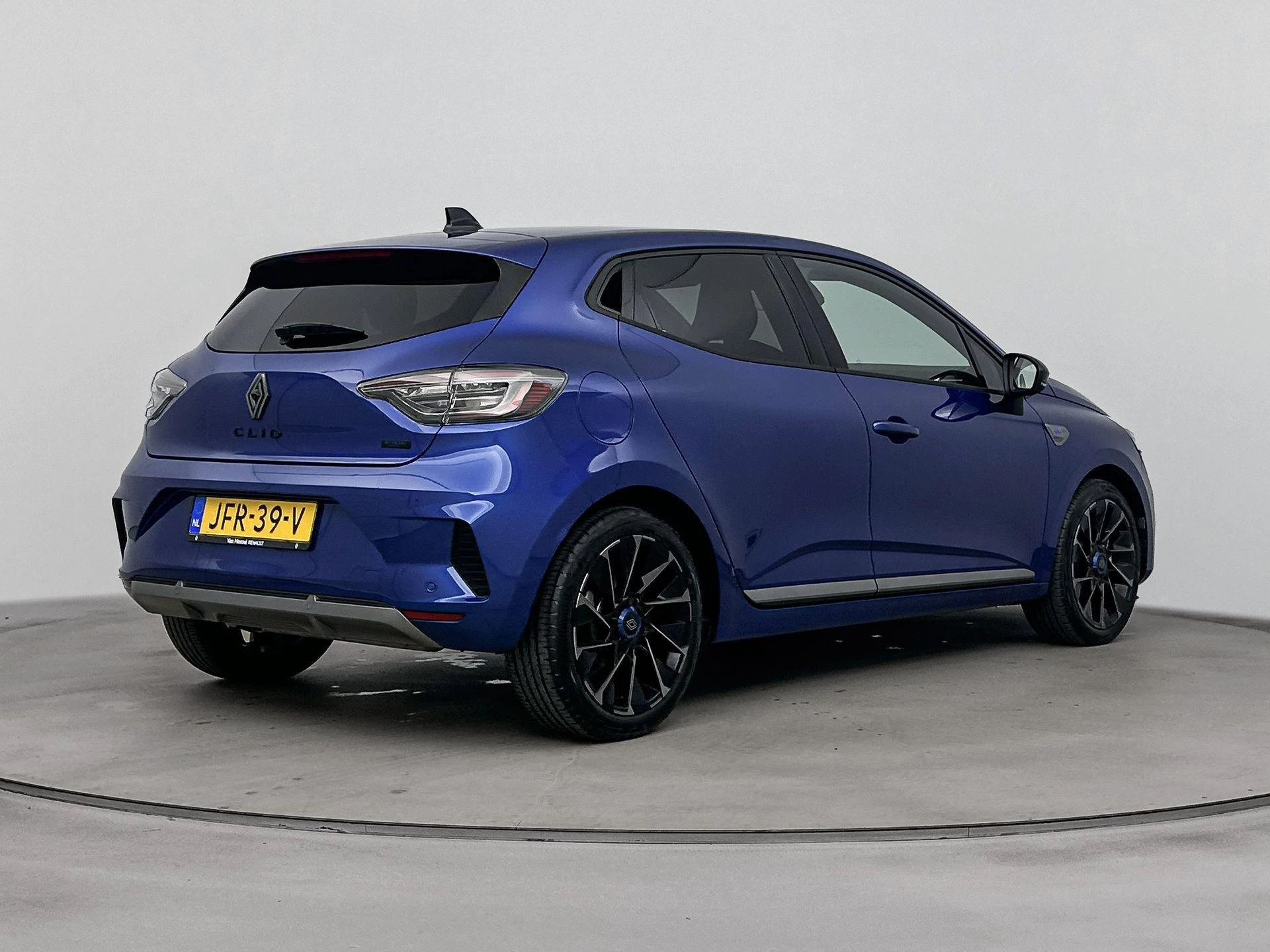 Renault-Clio-image-3