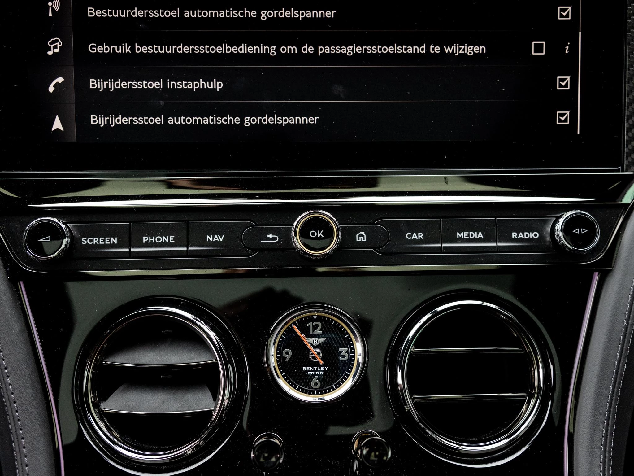 Bentley-Continental GT-image-22