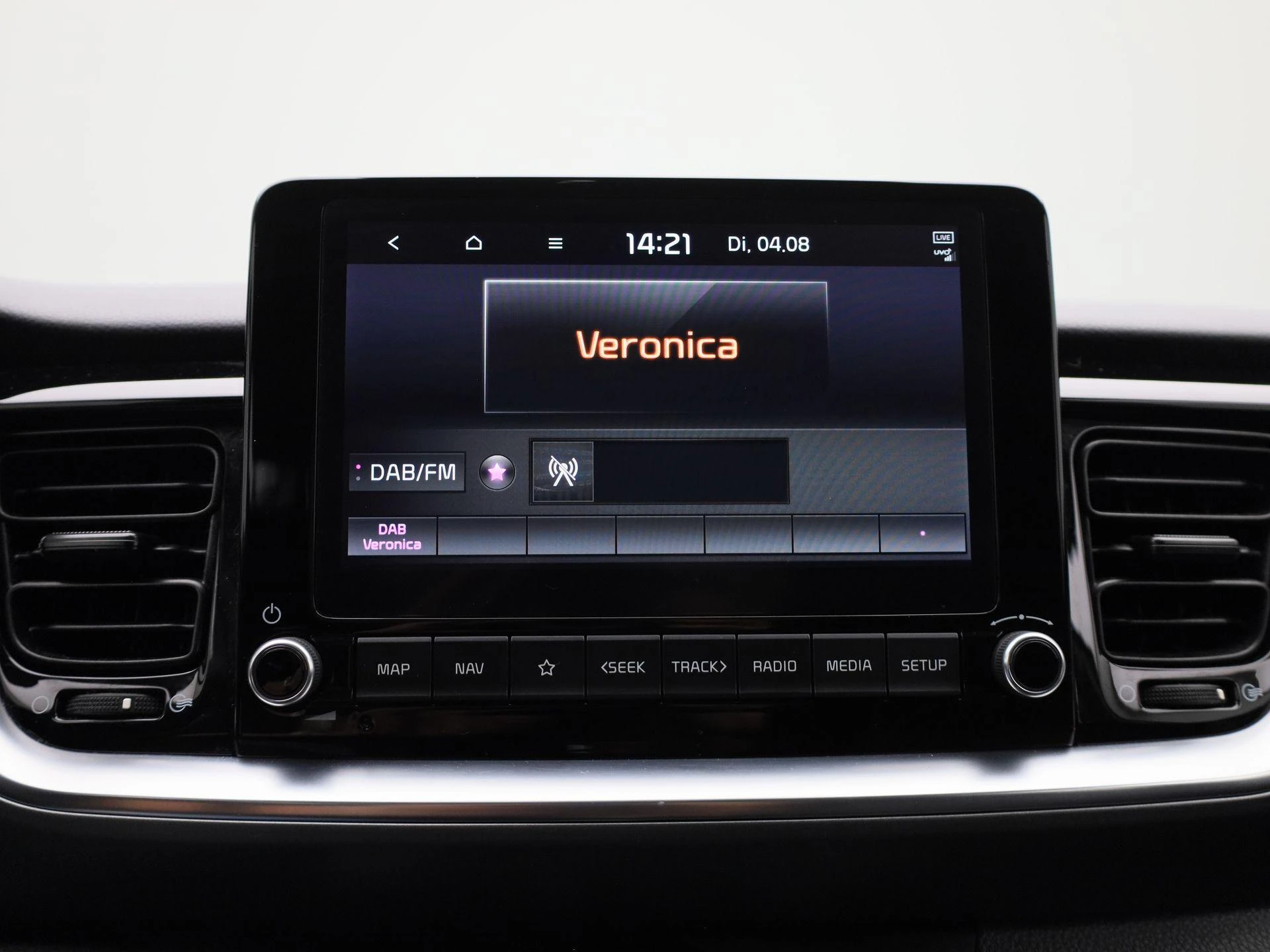 Kia-Stonic-image-18