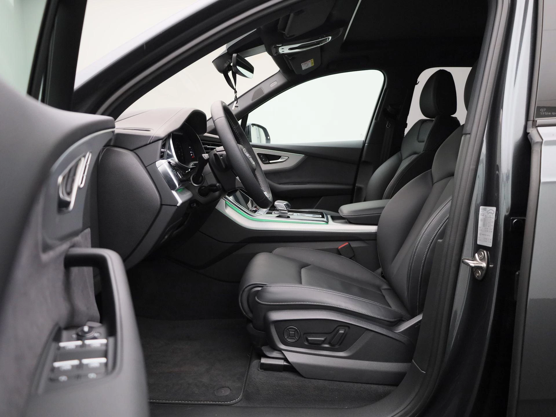 Audi-Q7-image-10