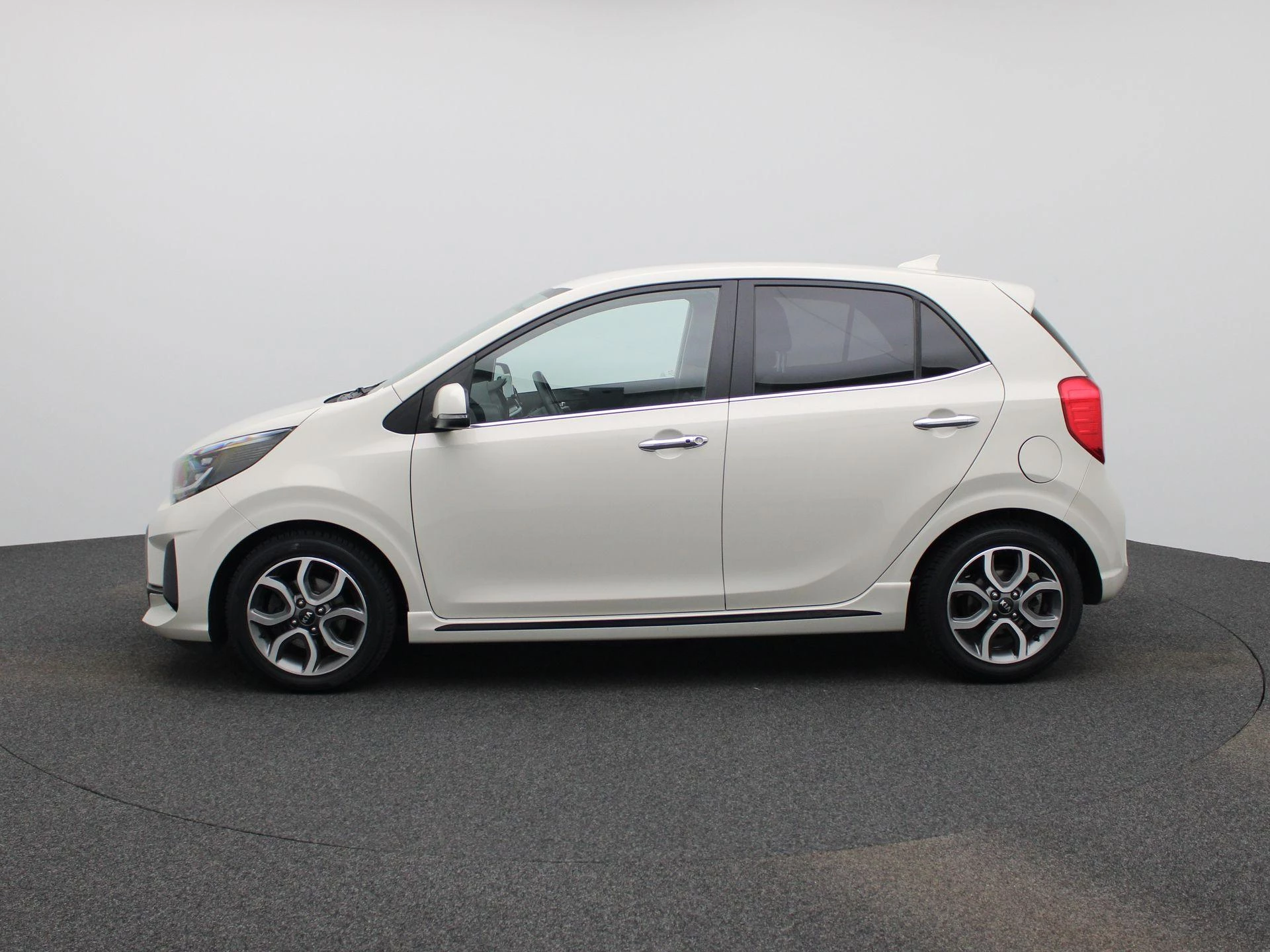 Kia-Picanto-image-3