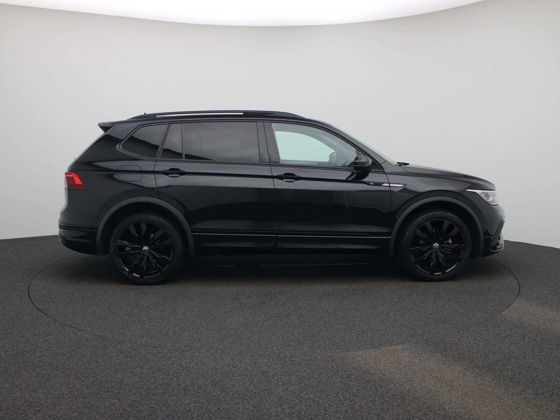 Volkswagen Tiguan Allspace 1.5 TSI R-Line Business+