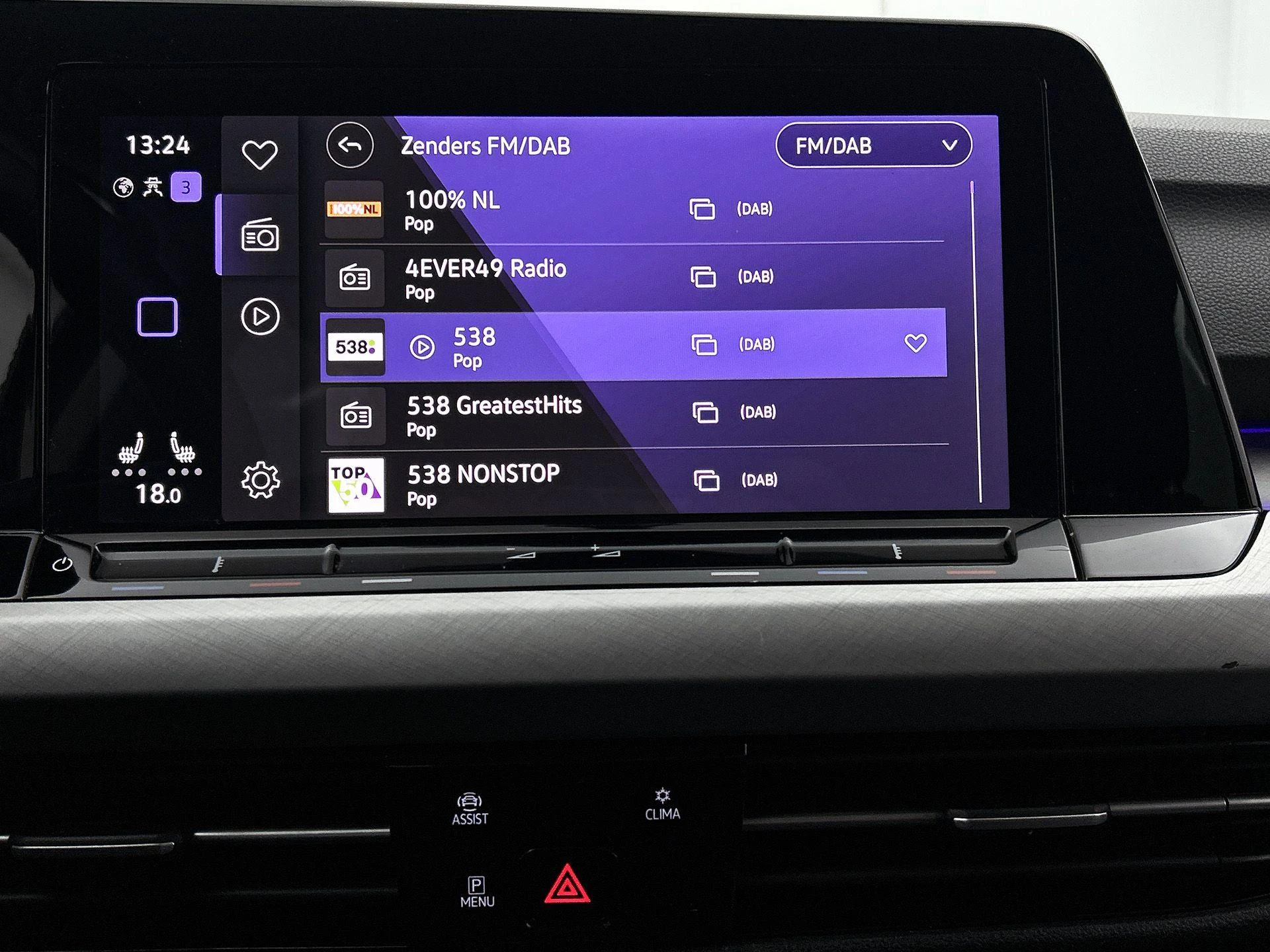 Volkswagen-Golf-image-6
