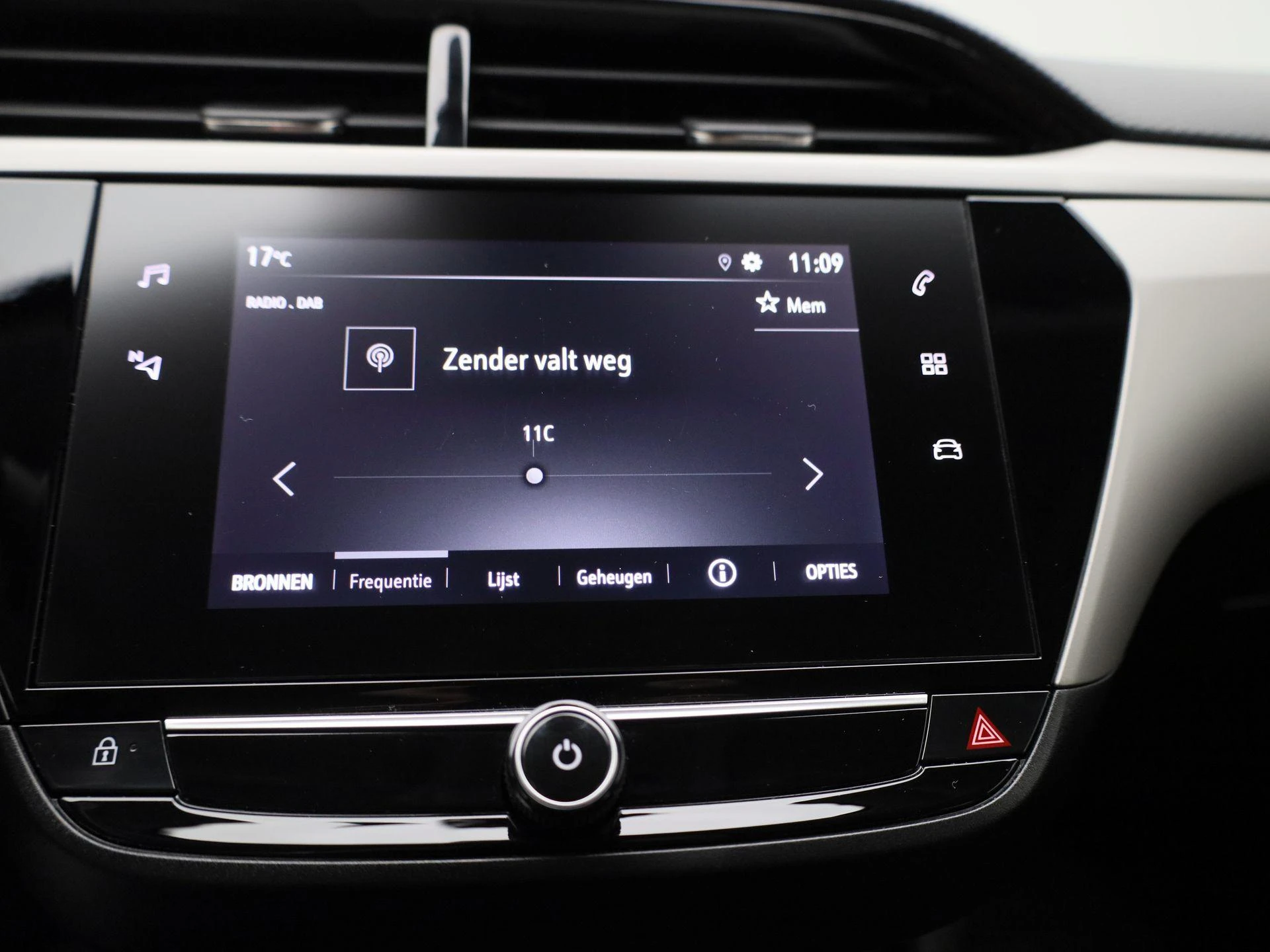 Opel-Corsa-image-14