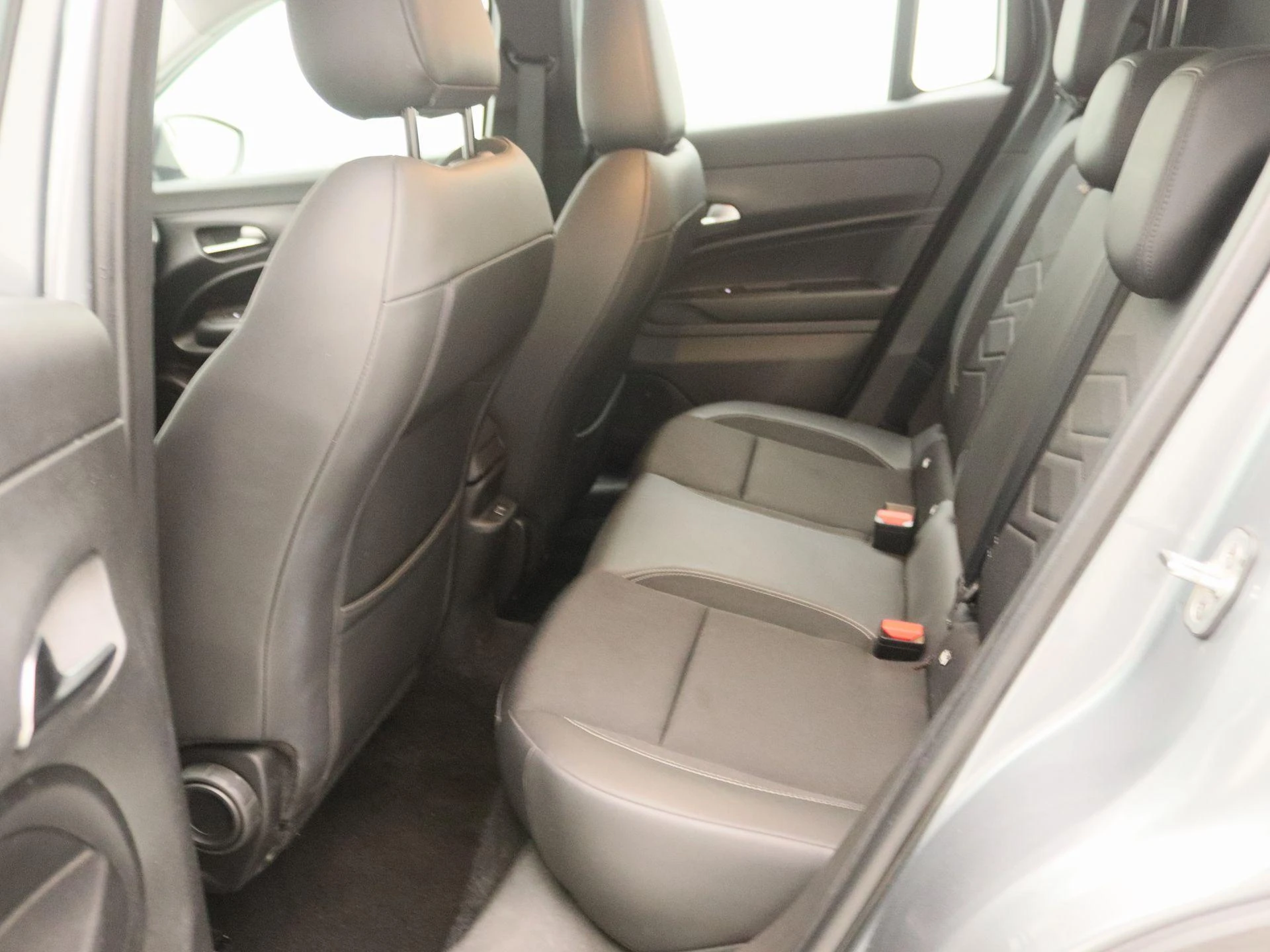 Jeep Avenger 1.2 e-Hybrid Altitude
