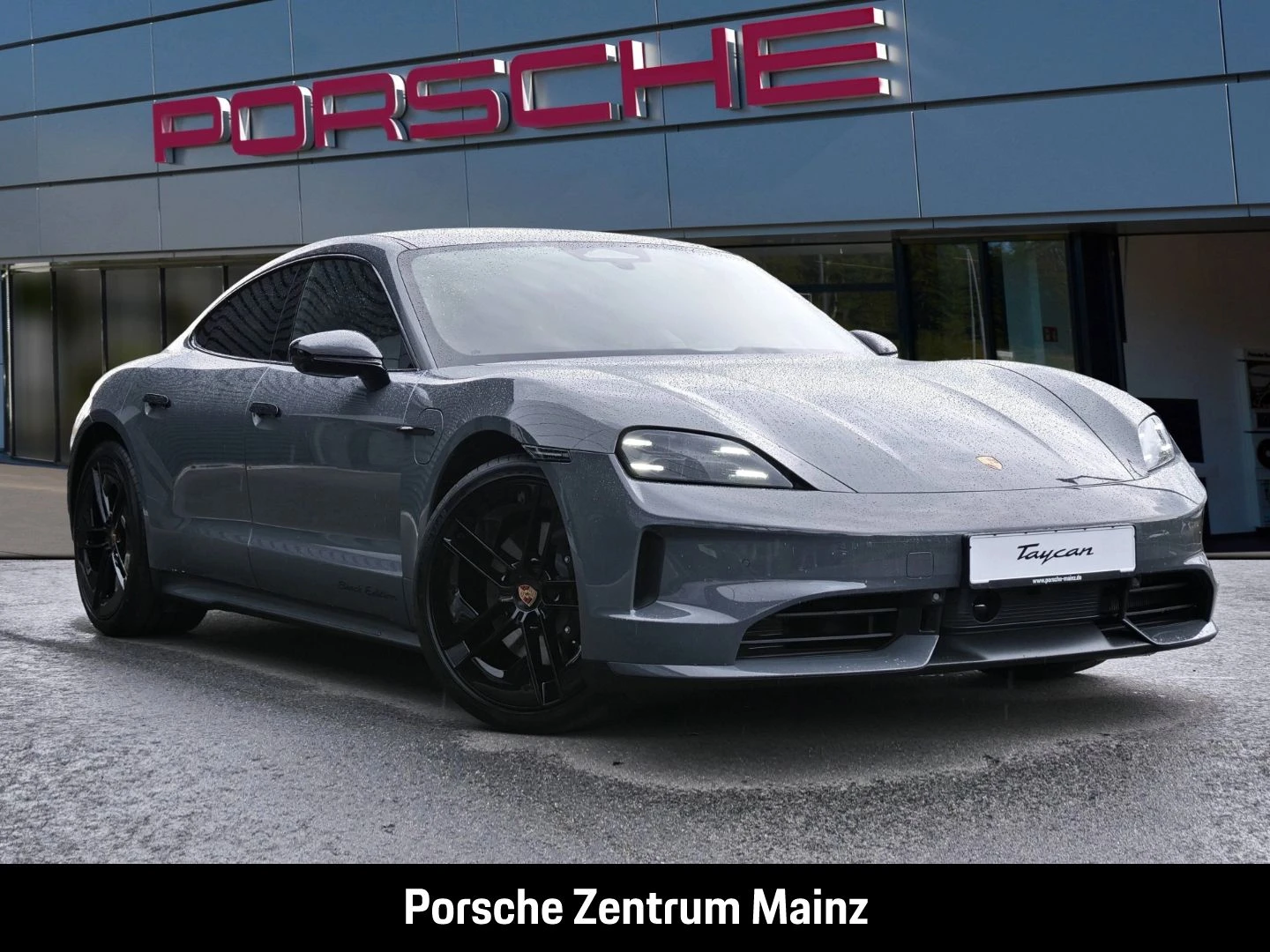 Porsche-Taycan-image-1