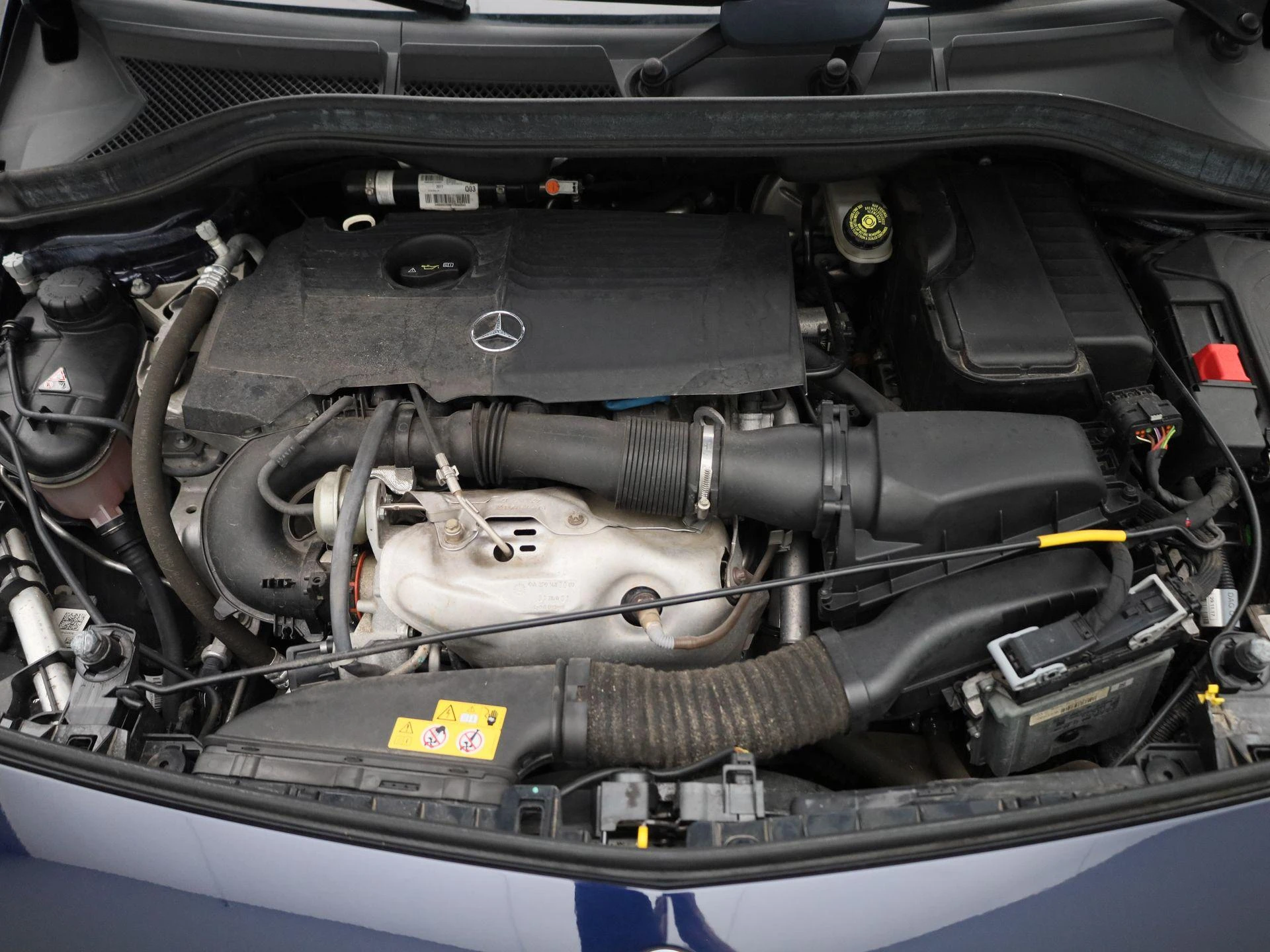 Mercedes-Benz-B-Klasse-image-38