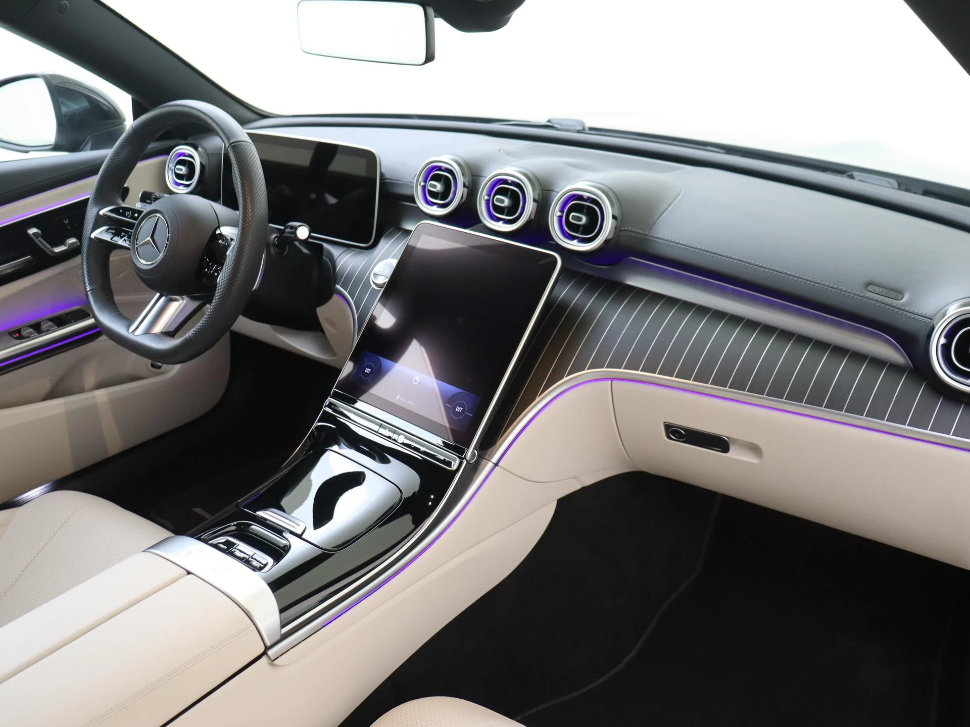 Mercedes-Benz-CLE-image-4