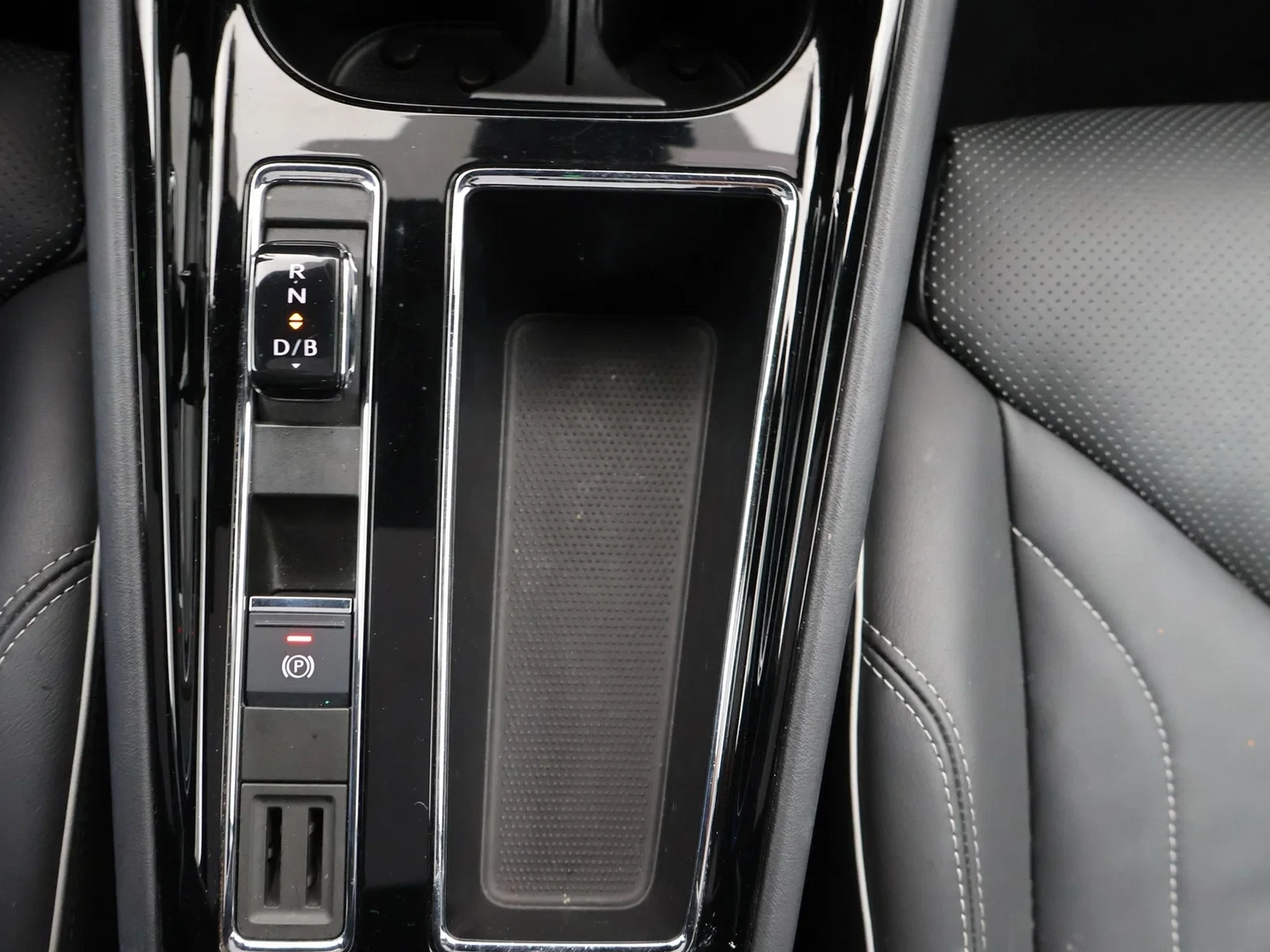 Škoda Enyaq Coupe RS Enyaq Coupe iV vRS 82kWh 299PK 4x4 *AUTOMAAT*SPORTZETELS*LEDER*PANODAK*CAMERA*PDC*CRUISE*KEYLESS*...
