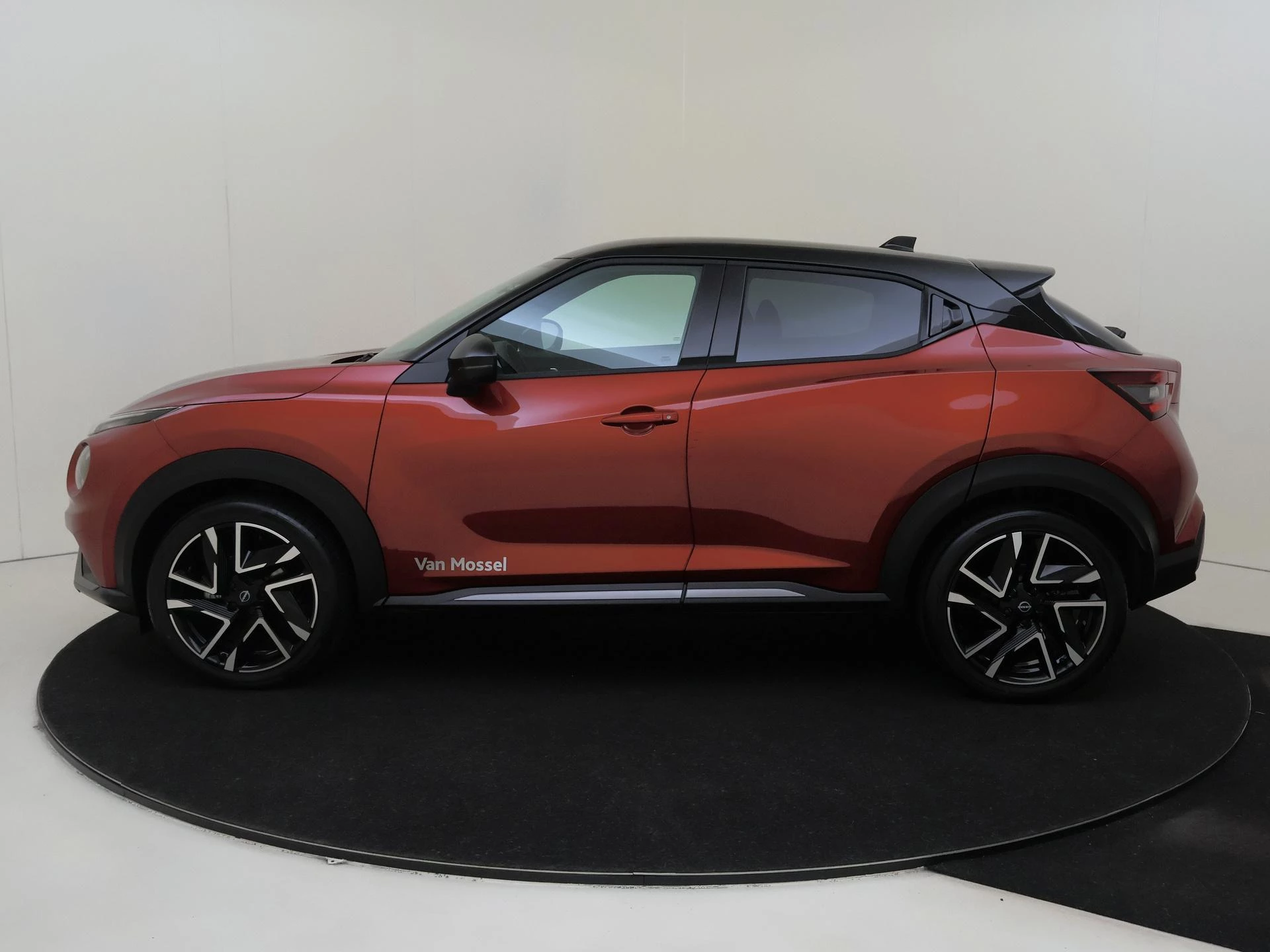 Nissan-Juke-image-2