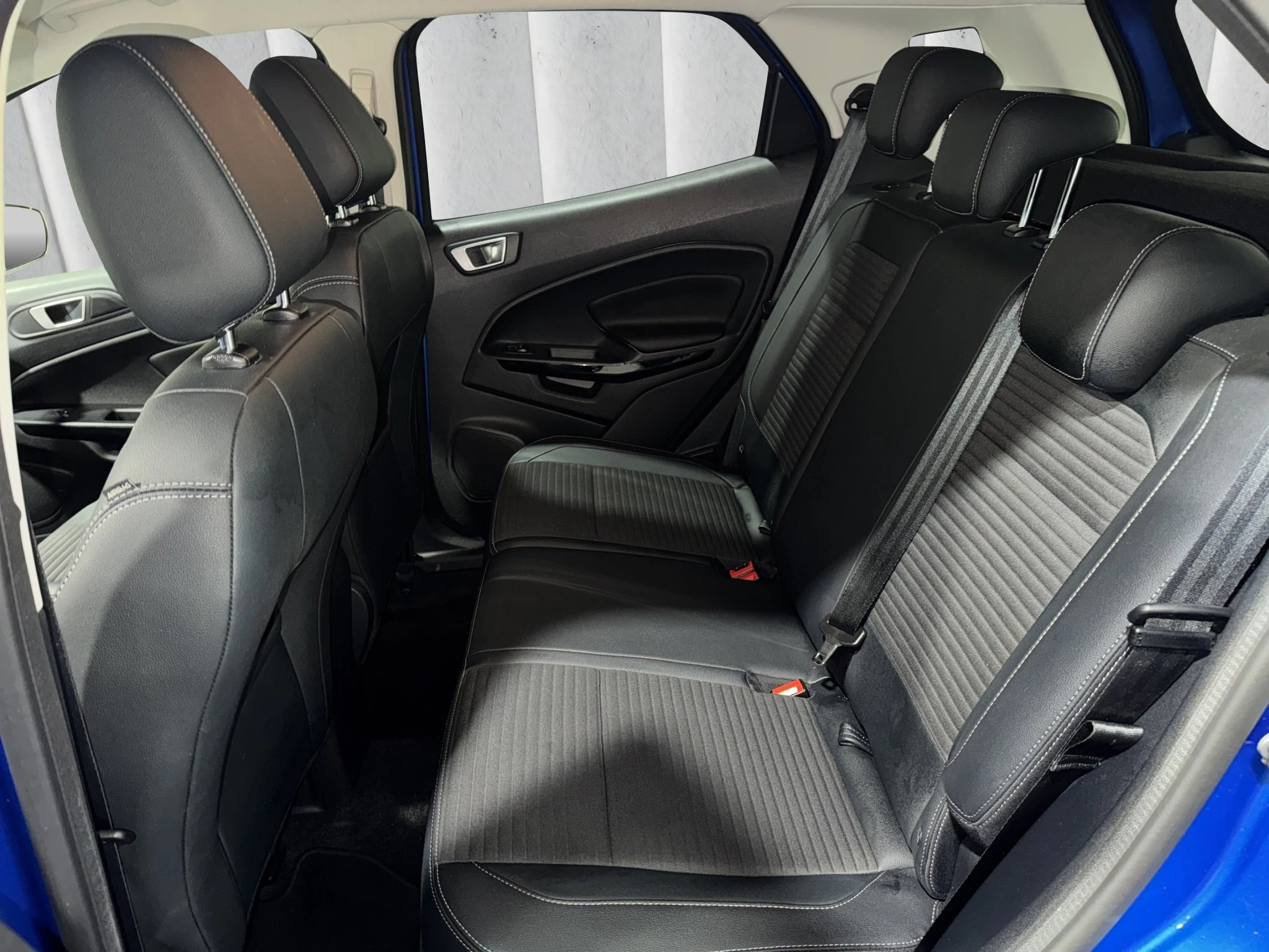 Ford EcoSport Titanium 1.0 EcoBoost 92kW Sports Utility Vehicle. 5-türig