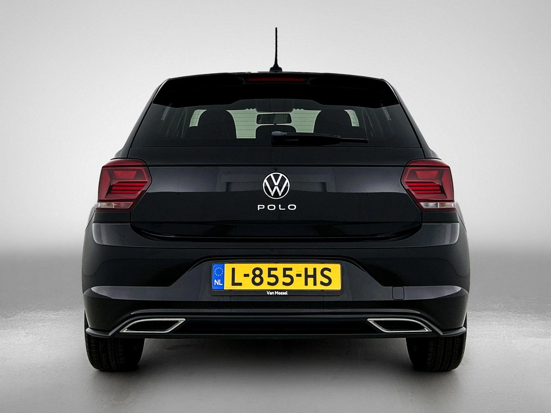 Volkswagen-Polo-image-2